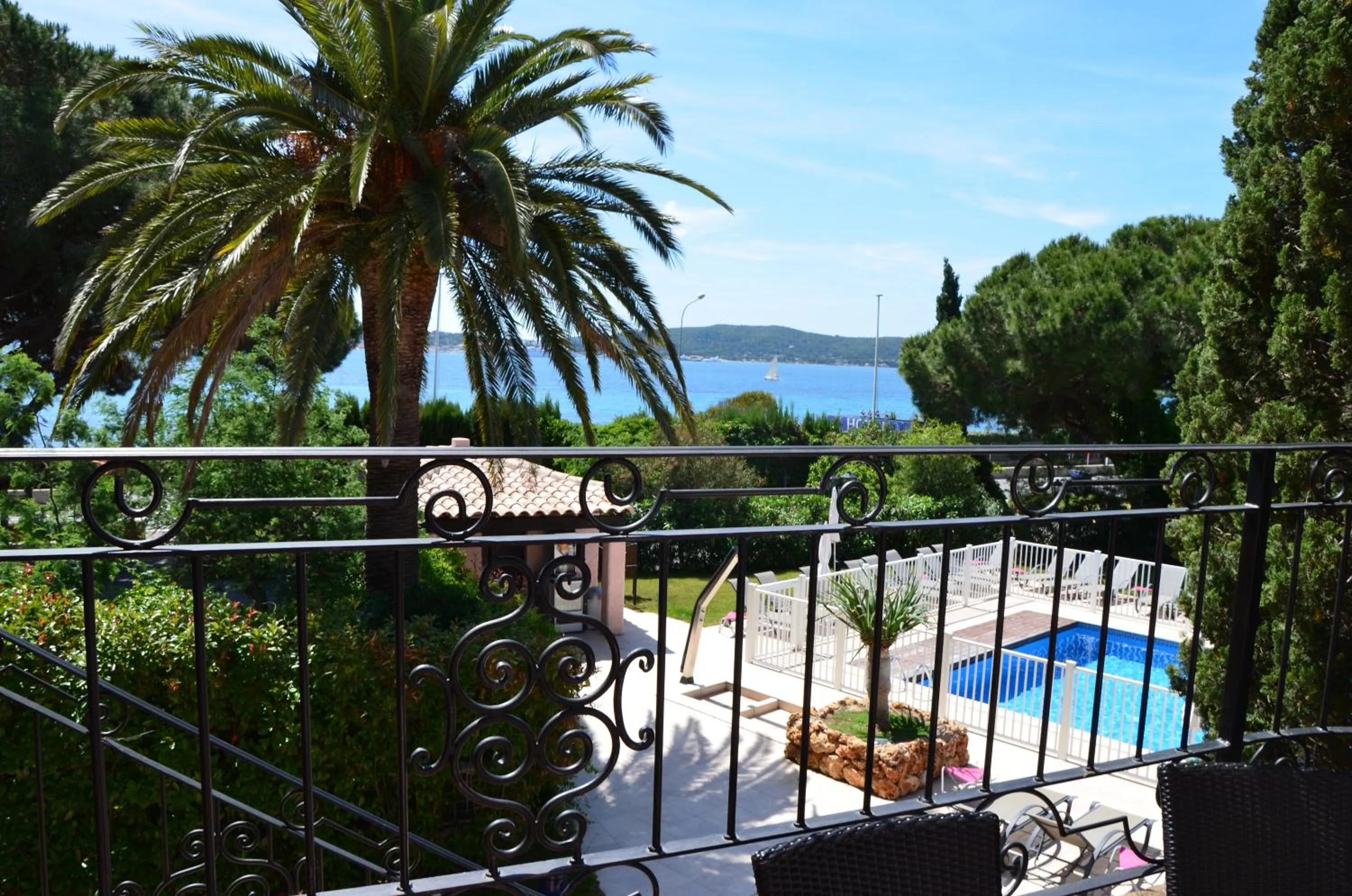 Facade/entrance in Hotel Villa Des Anges