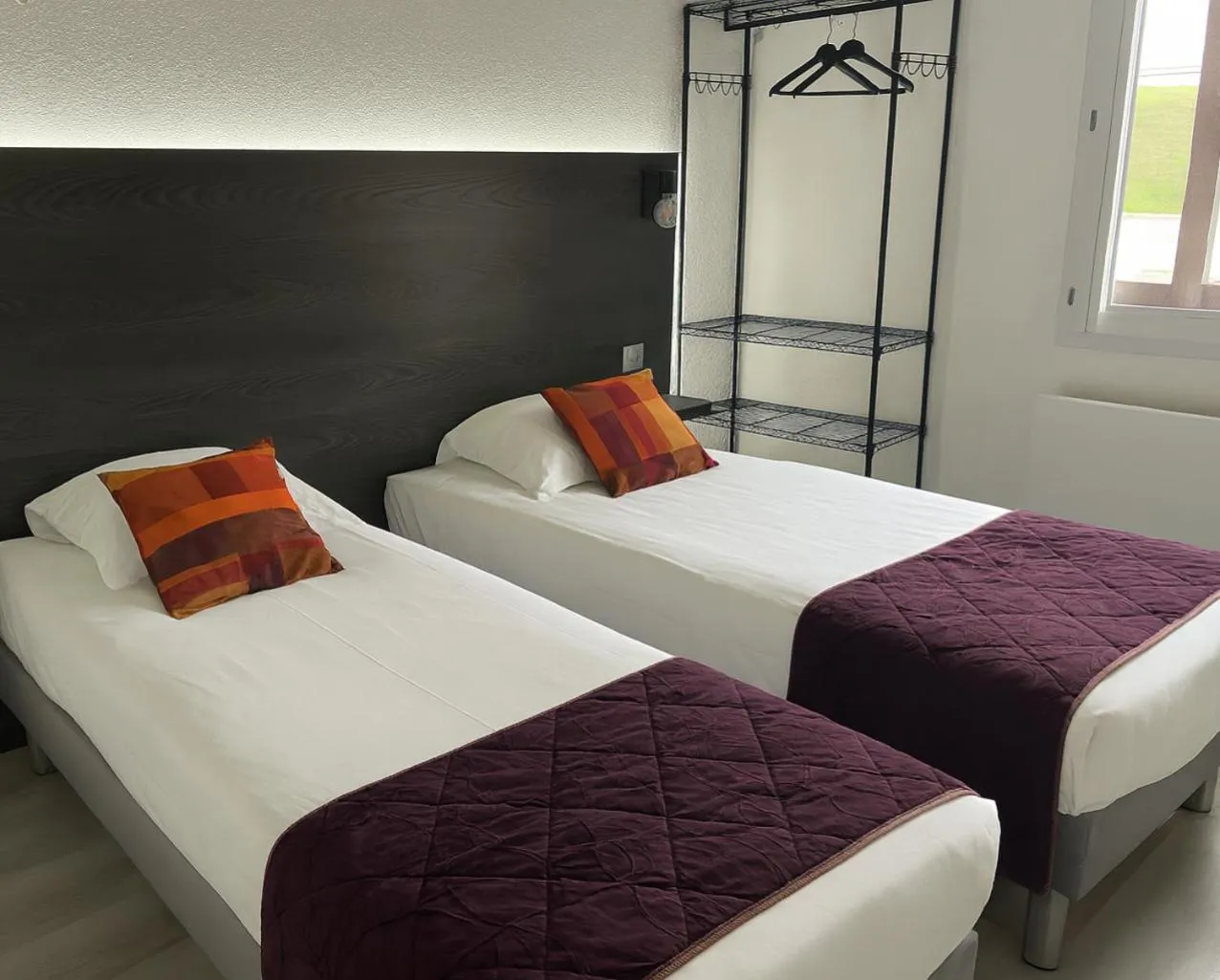 Bed in The Originals Access, Halt'Hotel, Clermont Agnetz