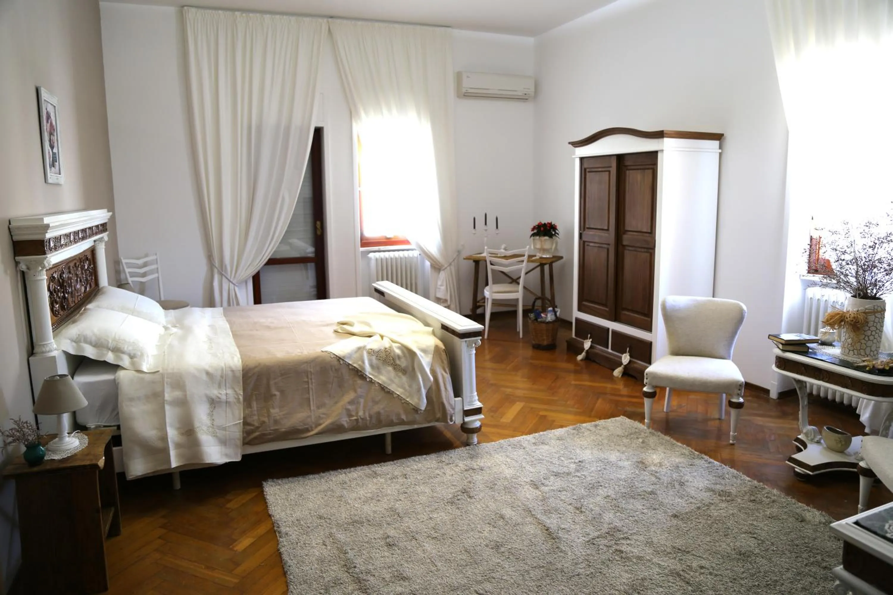 Bed in Virò House