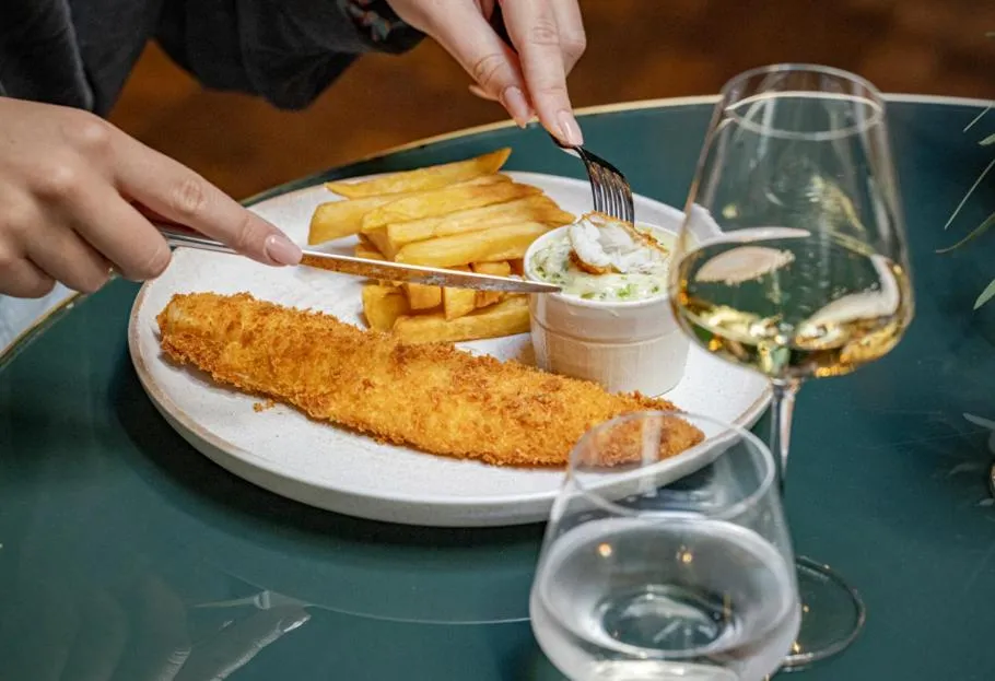 Restaurant/places to eat in Le Roch Hotel & Spa