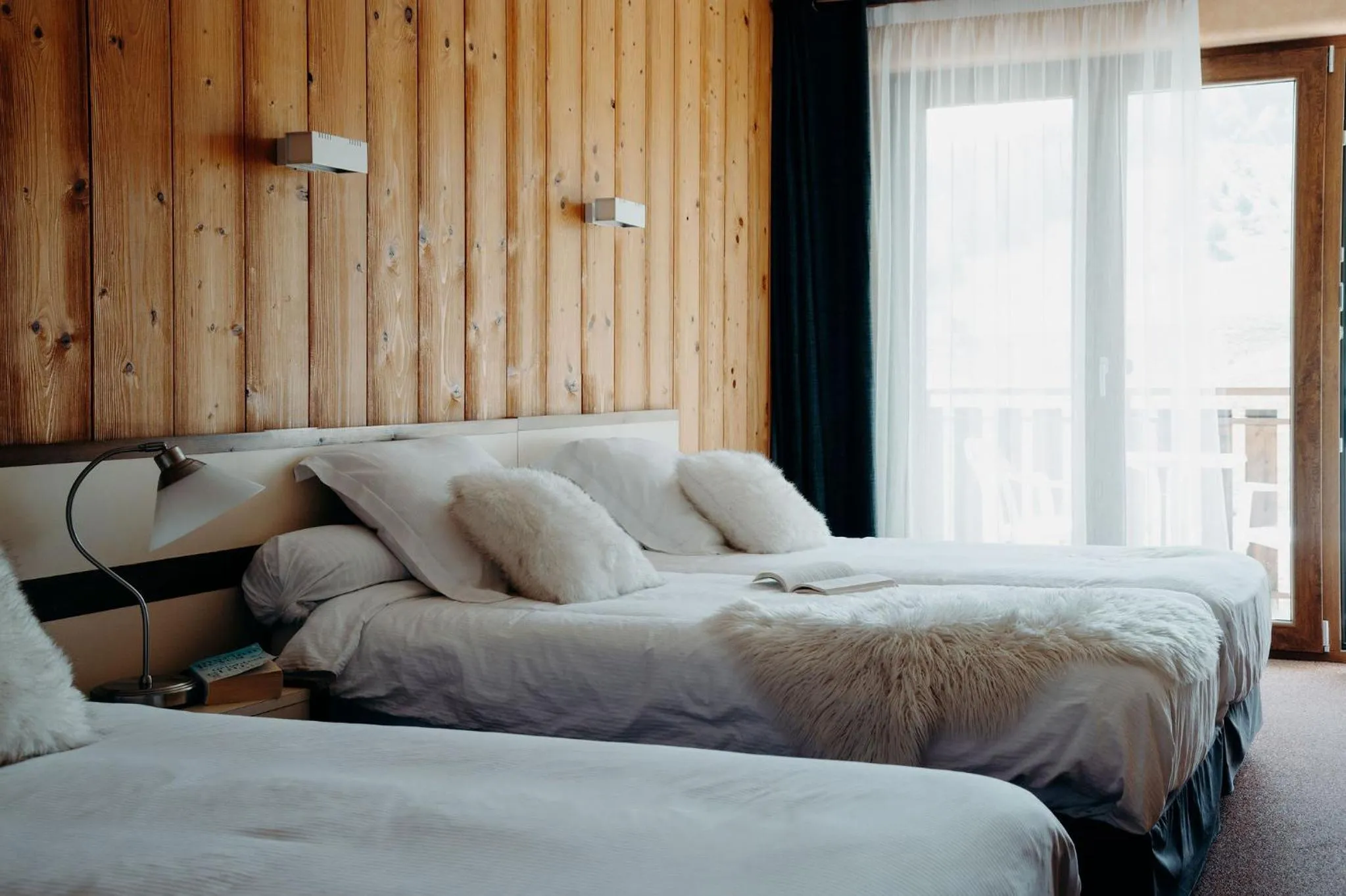 Bedroom, Bed in Hôtel Le Christania