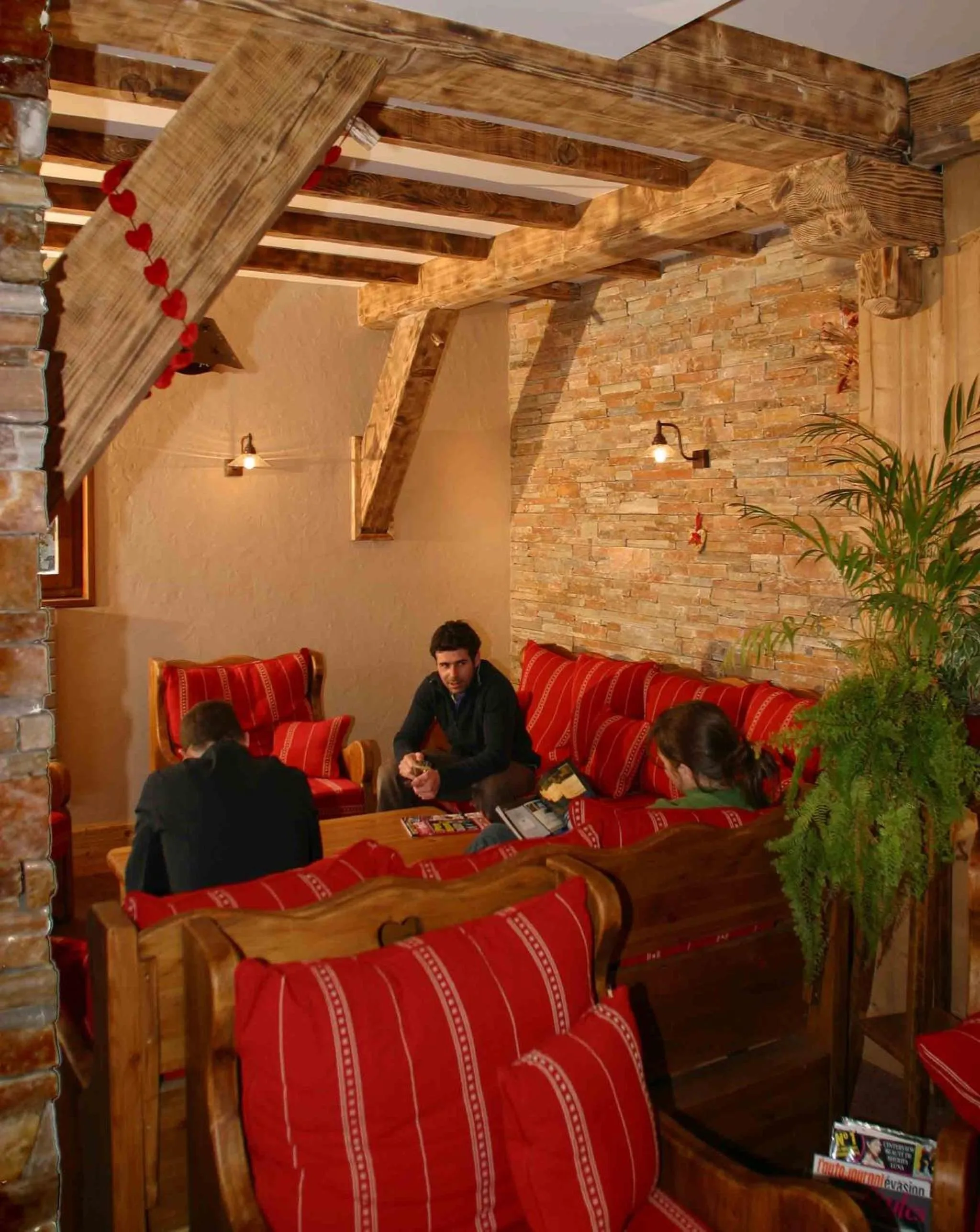 Lounge or bar in Hôtel Le Christania