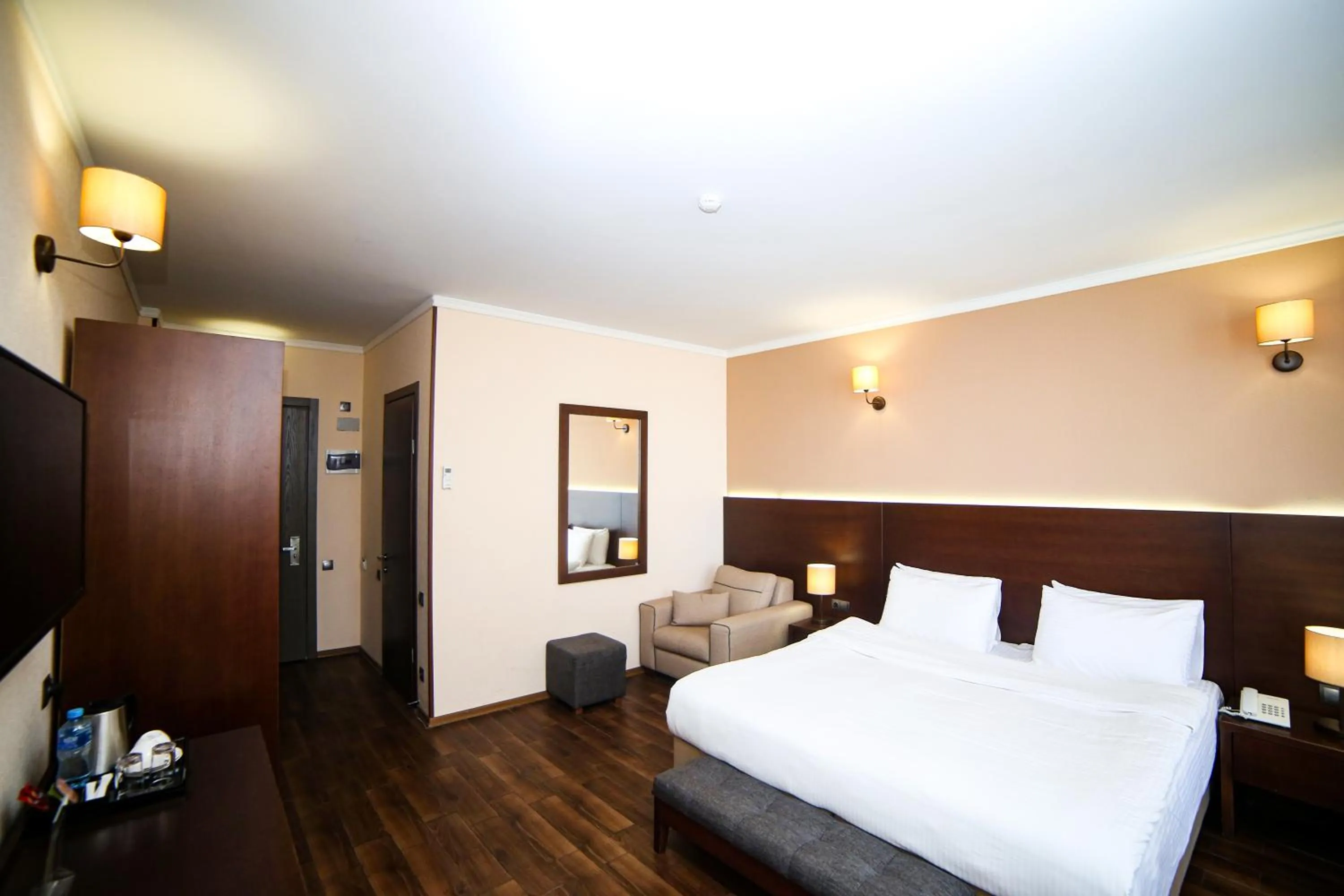 Bed in Hotel Corner Inn