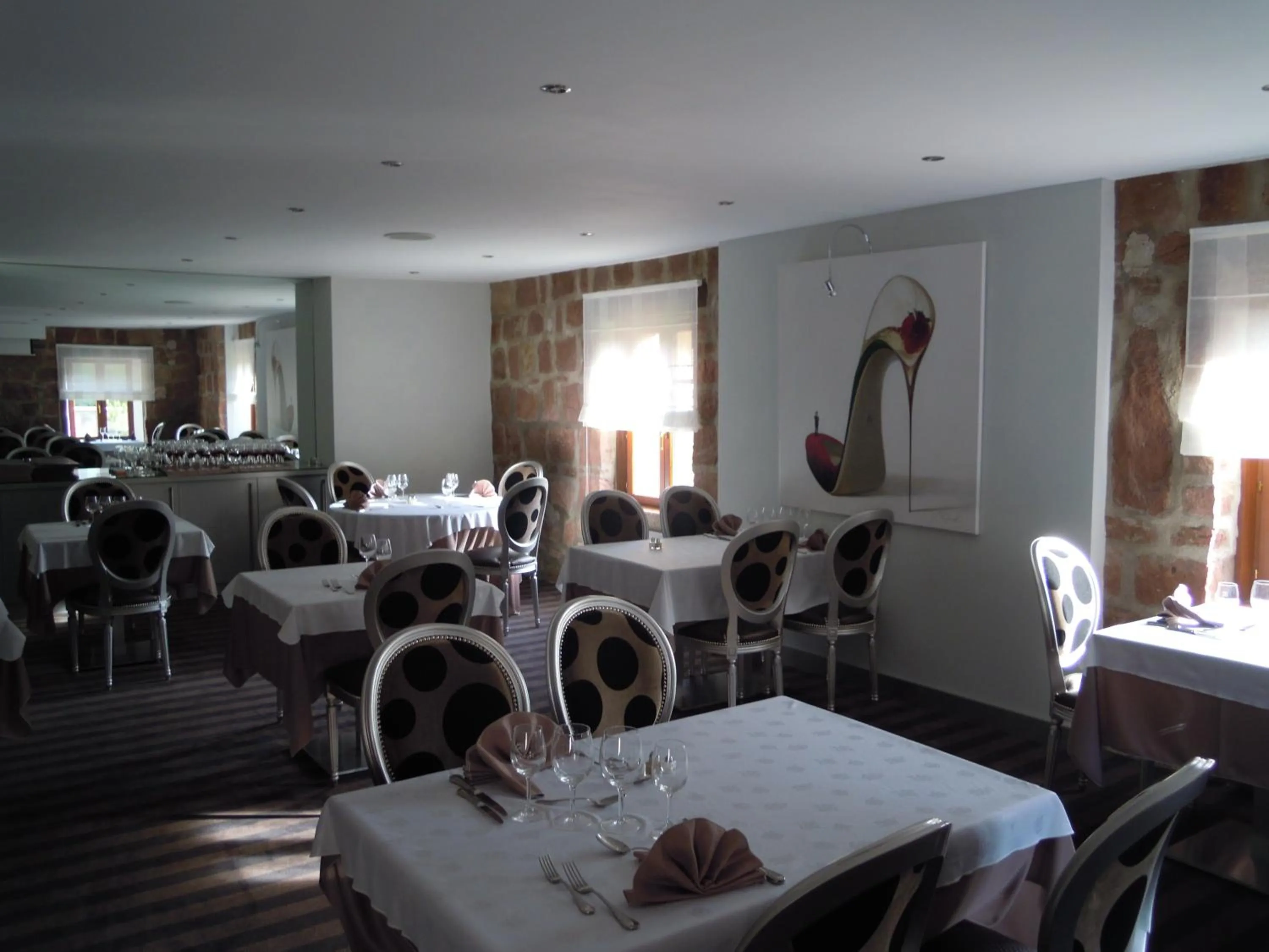 Restaurant/places to eat in Hôtel Restaurant Le Régal