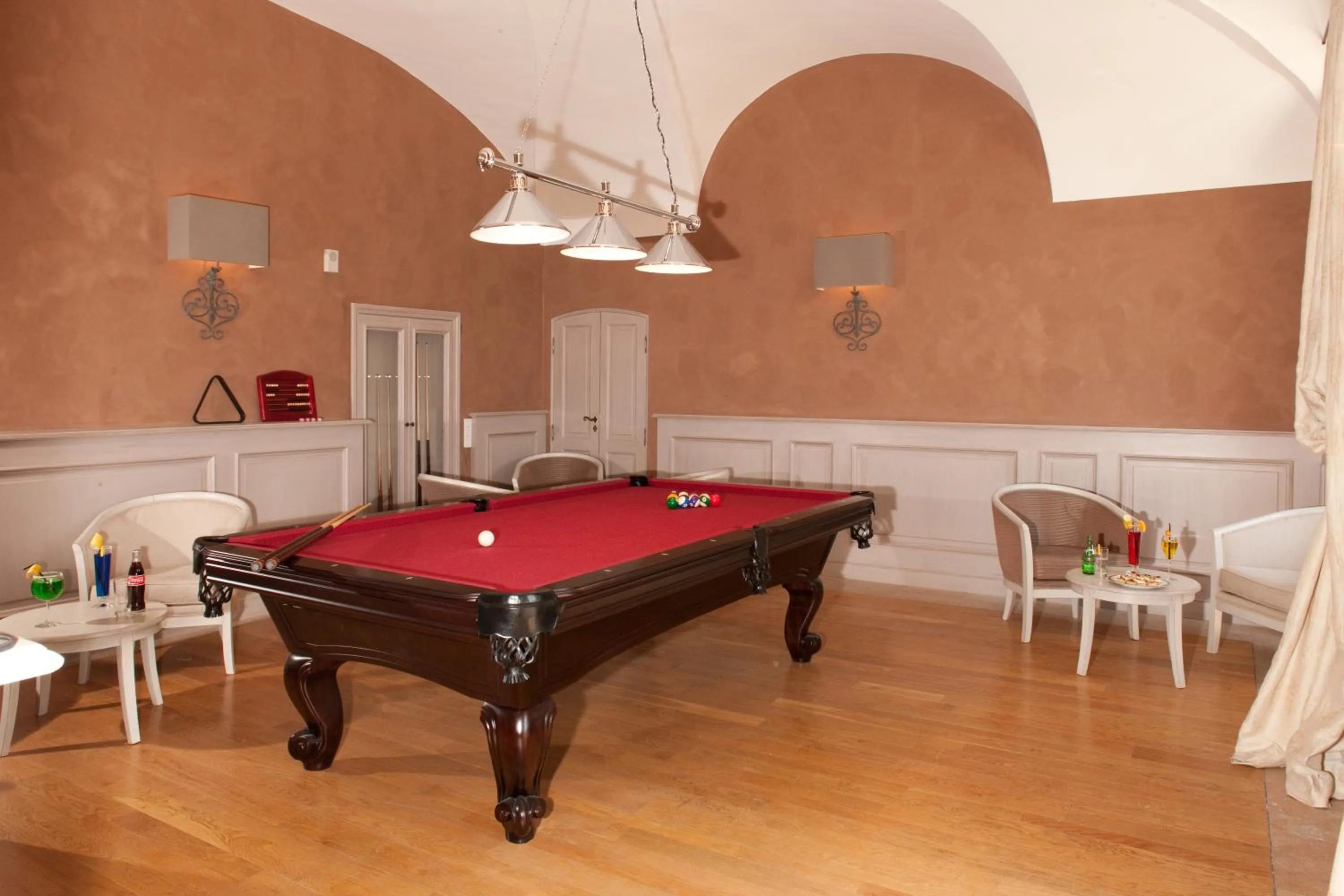 Billiard in Château et Golf De Taulane