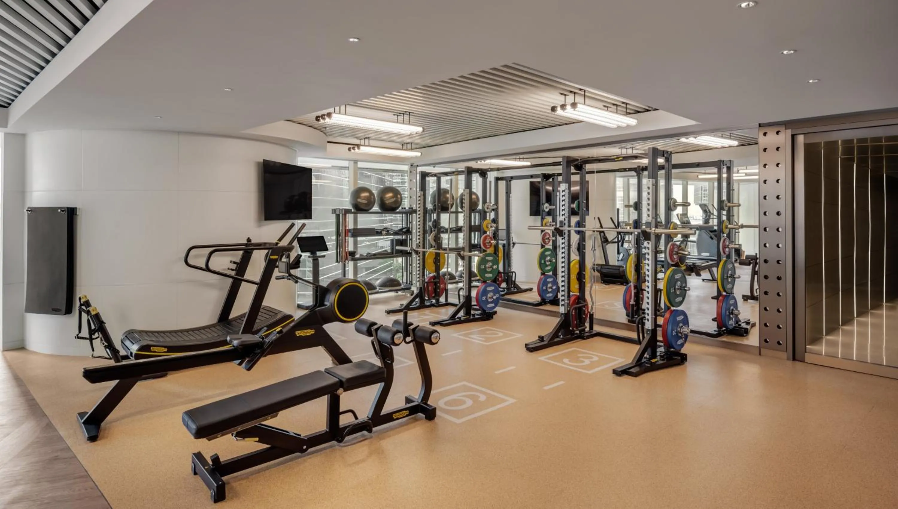 Fitness centre/facilities in Island Shangri-La, Hong Kong
