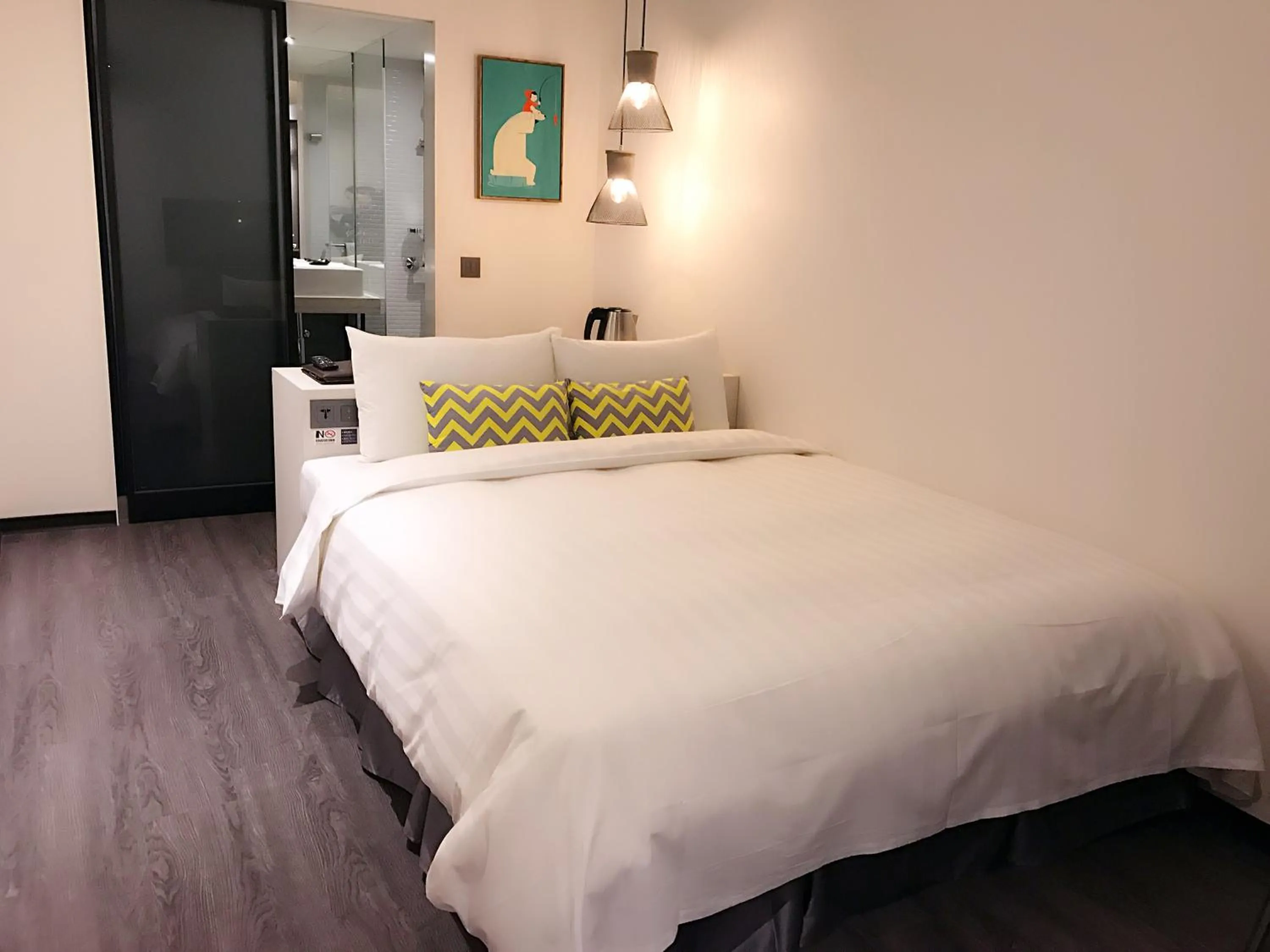 Bed in Goldinn Hotel