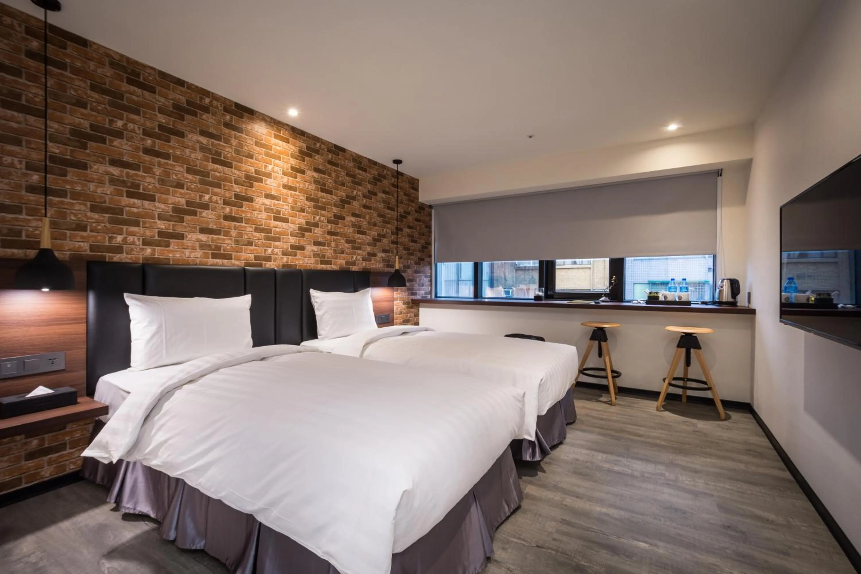 Photo of the whole room, Bed in Goldinn Hotel