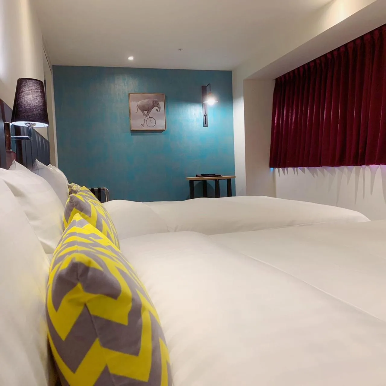 Bed in Goldinn Hotel