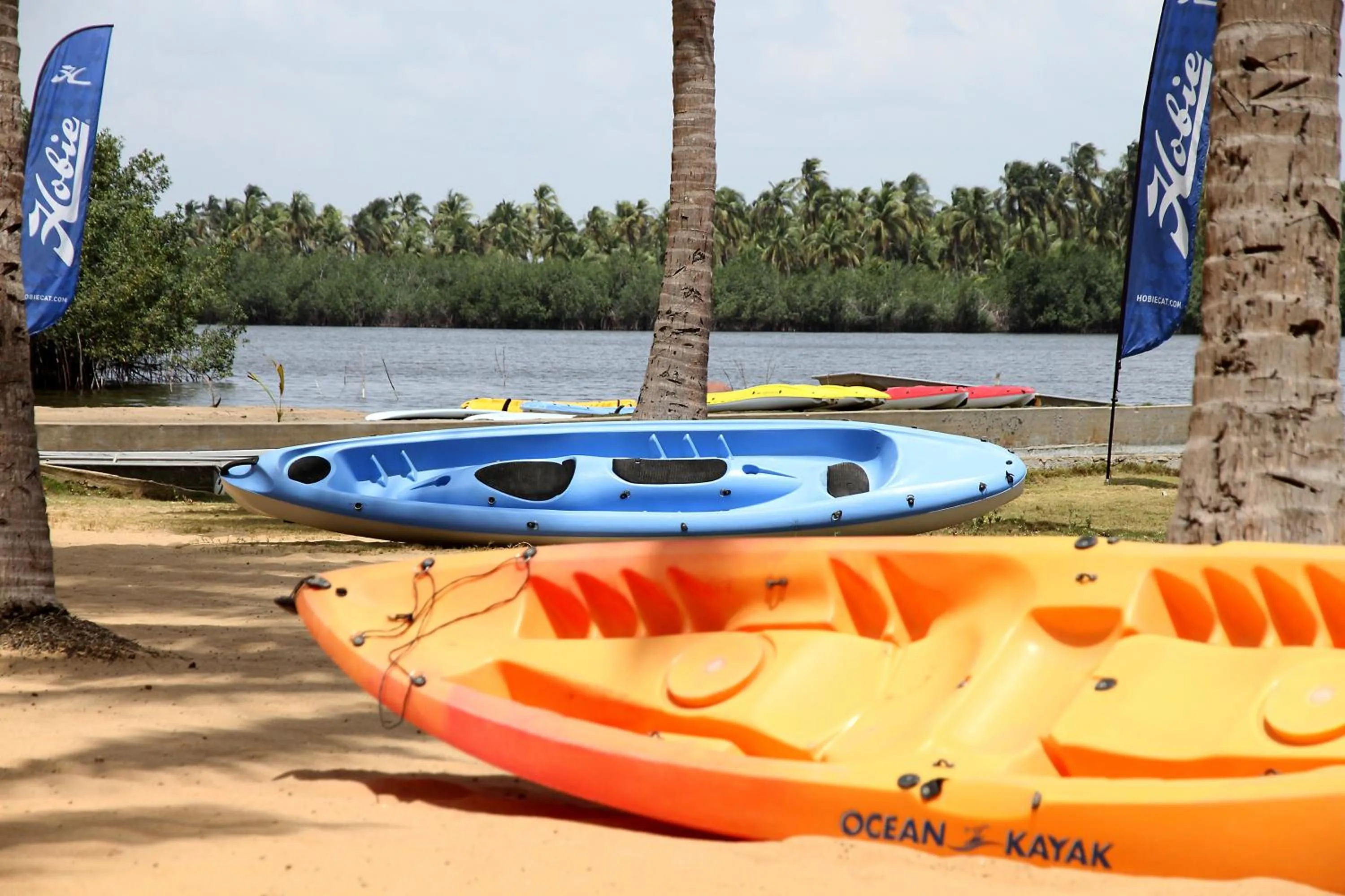 Canoeing in Casa Del Papa Resort & SPA