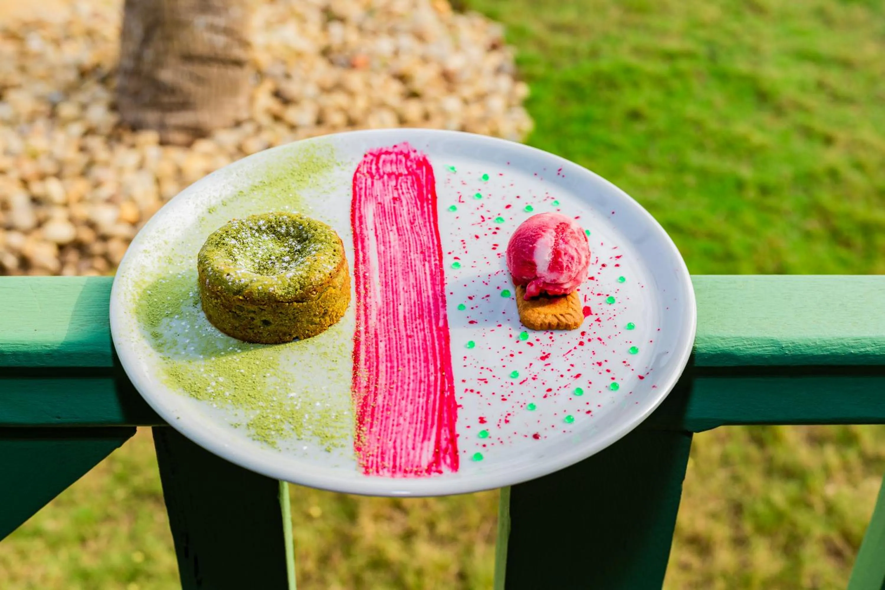 Restaurant/places to eat in Casa Del Papa Resort & SPA