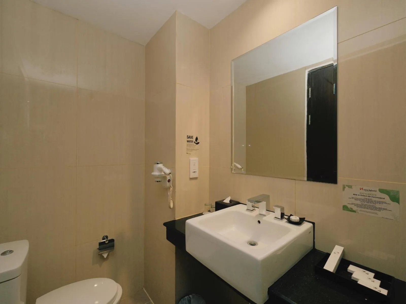 Bathroom in Swiss-Belhotel Makassar