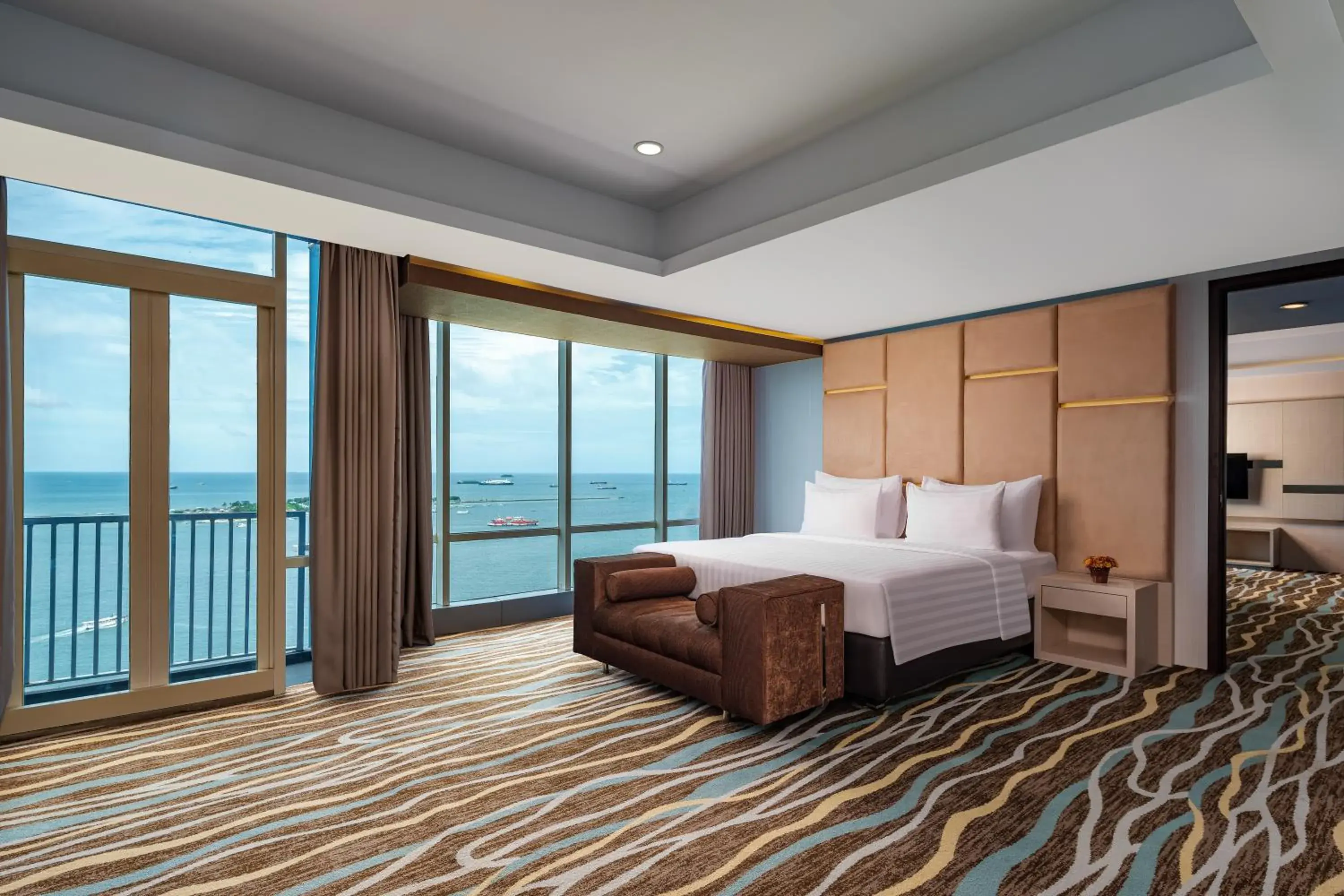 Executive Suite in Swiss-Belhotel Makassar Executive Suite in Swiss-Belhotel Makassar