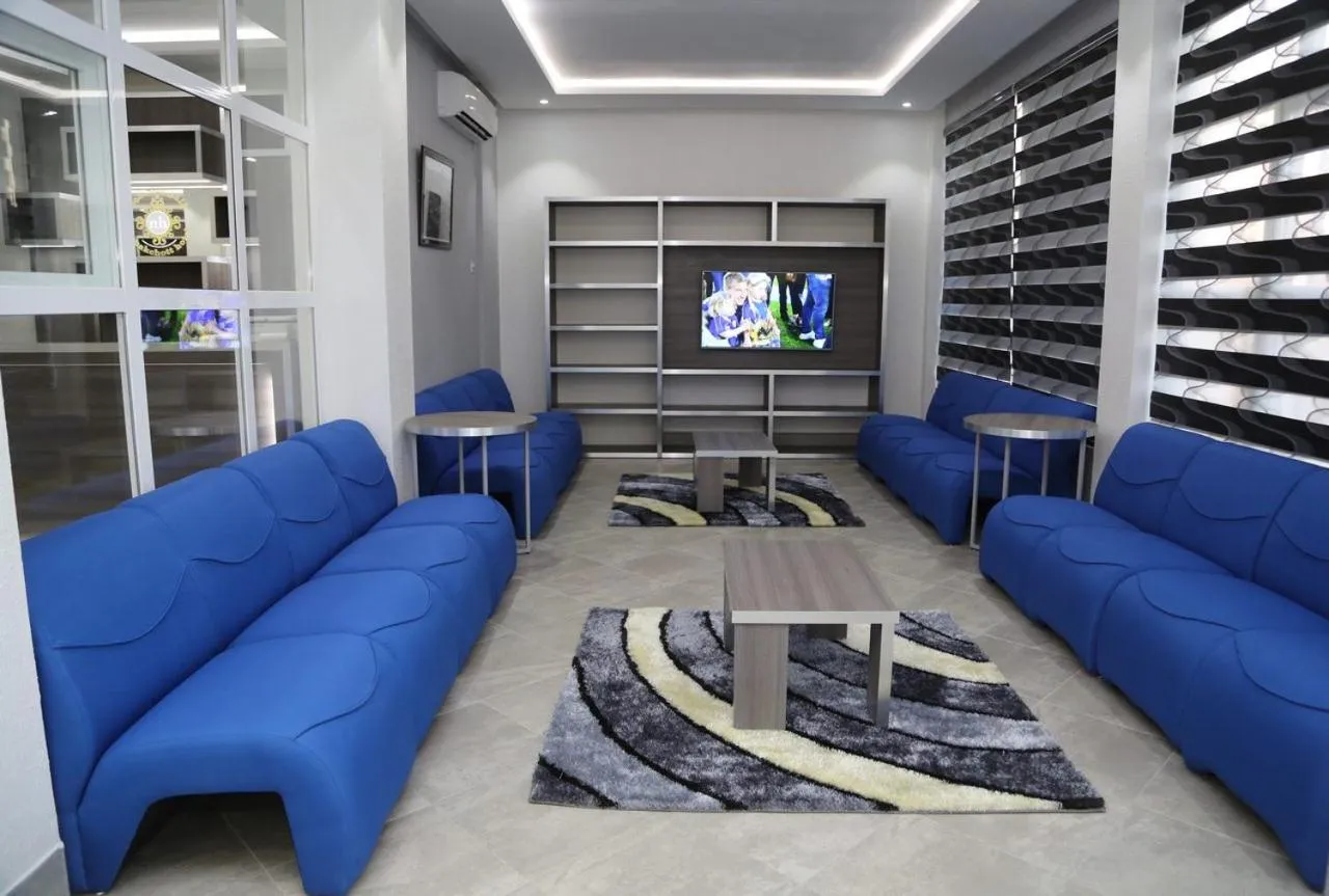 Communal lounge/ TV room in Nouakchott Hotel