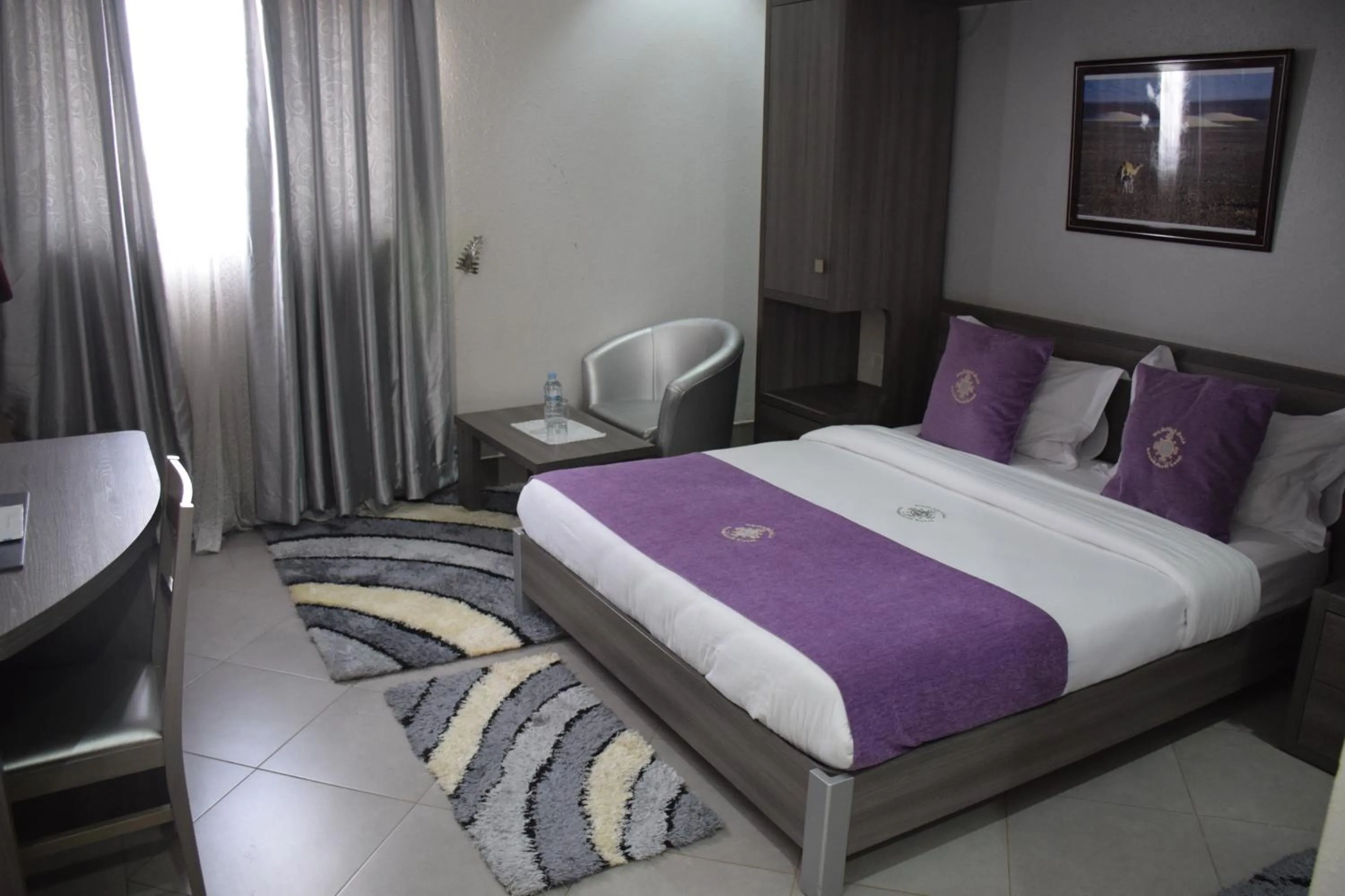 Bed in Nouakchott Hotel