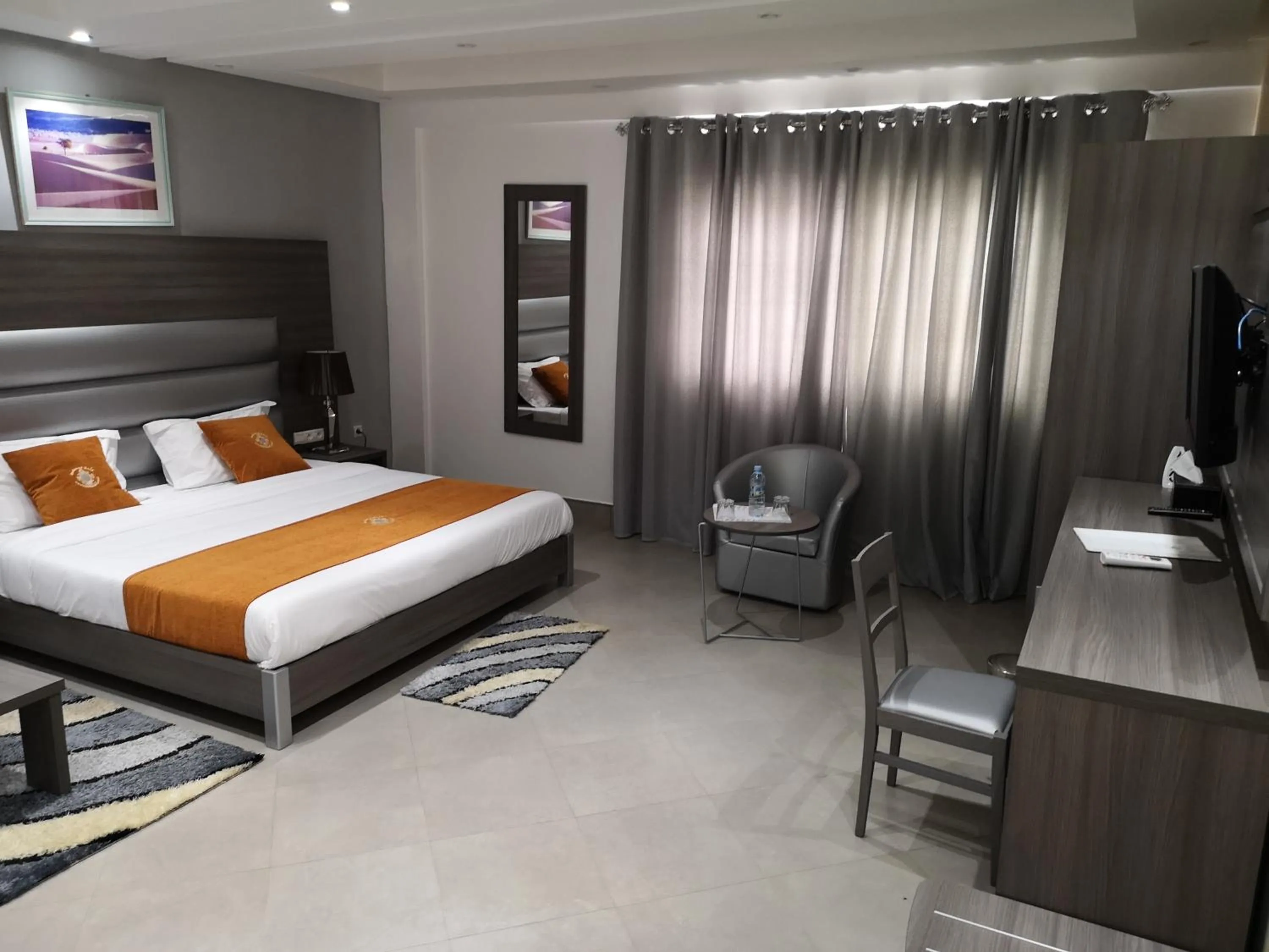 Bed in Nouakchott Hotel