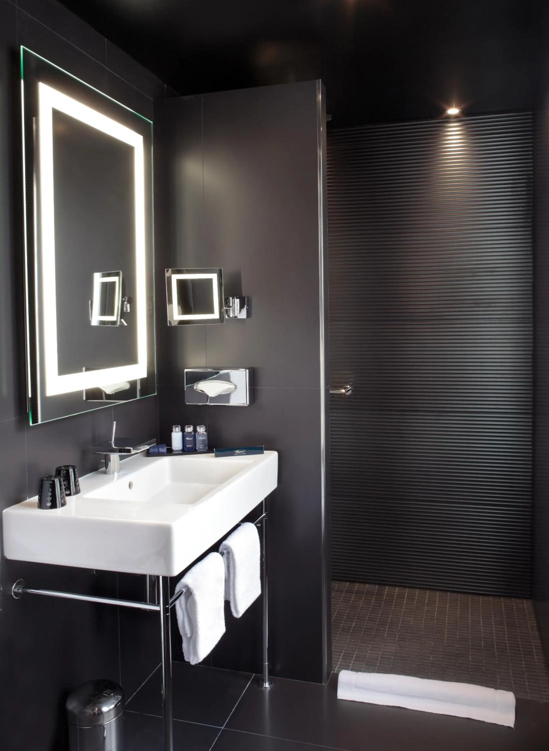 Bathroom in Maison Albar - Le Diamond