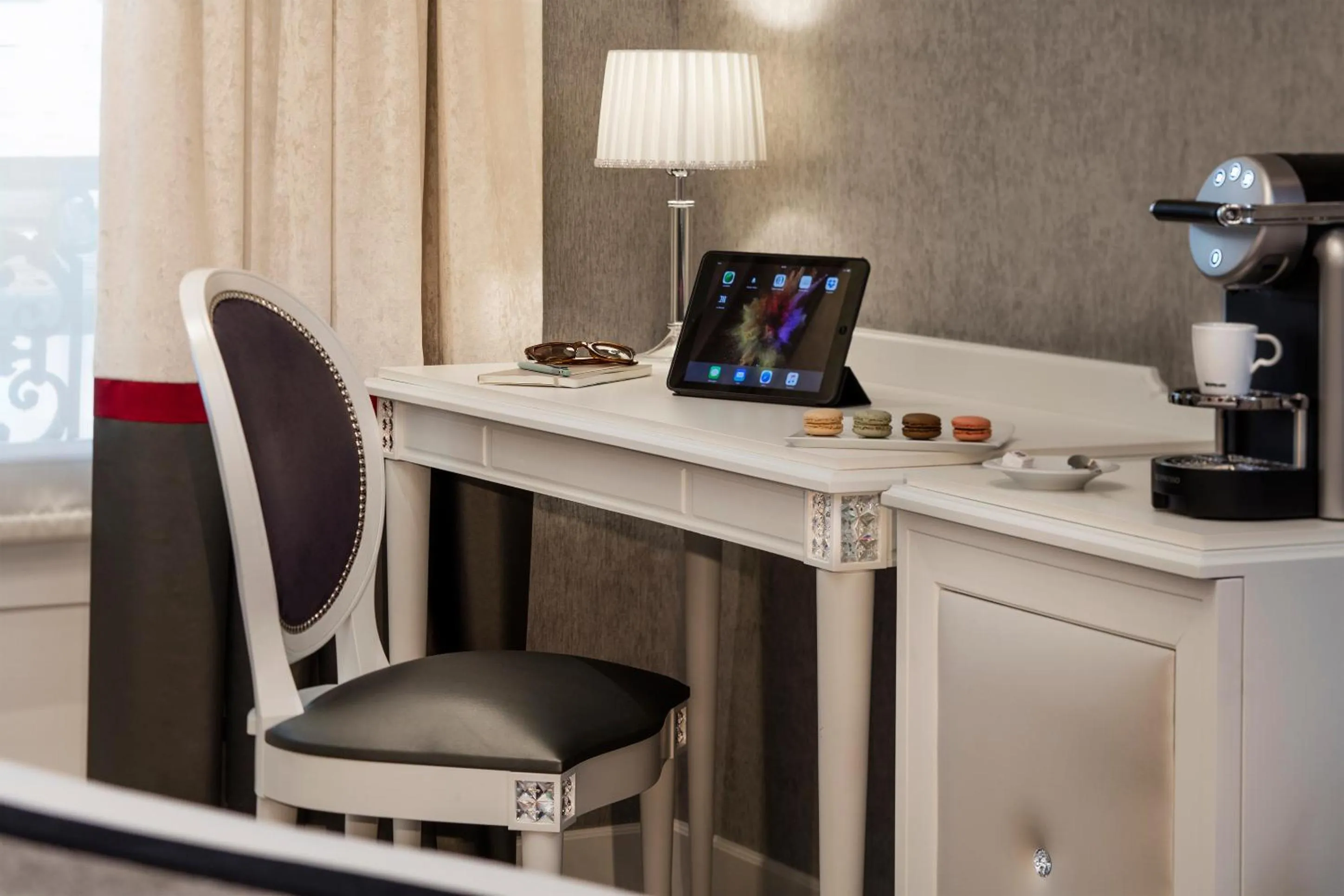 Bedroom in Maison Albar - Le Diamond