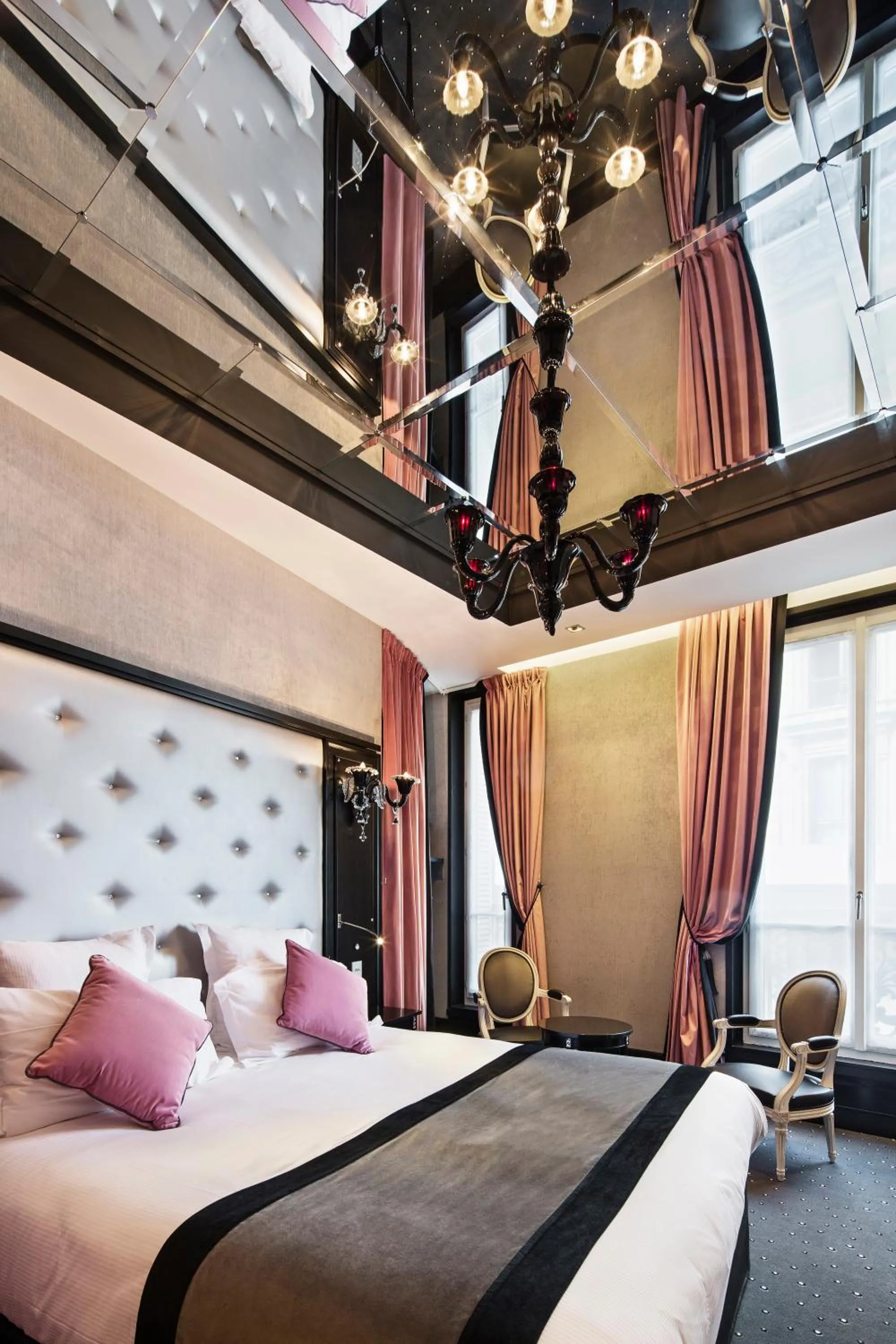 Photo of the whole room, Bed in Maison Albar - Le Diamond