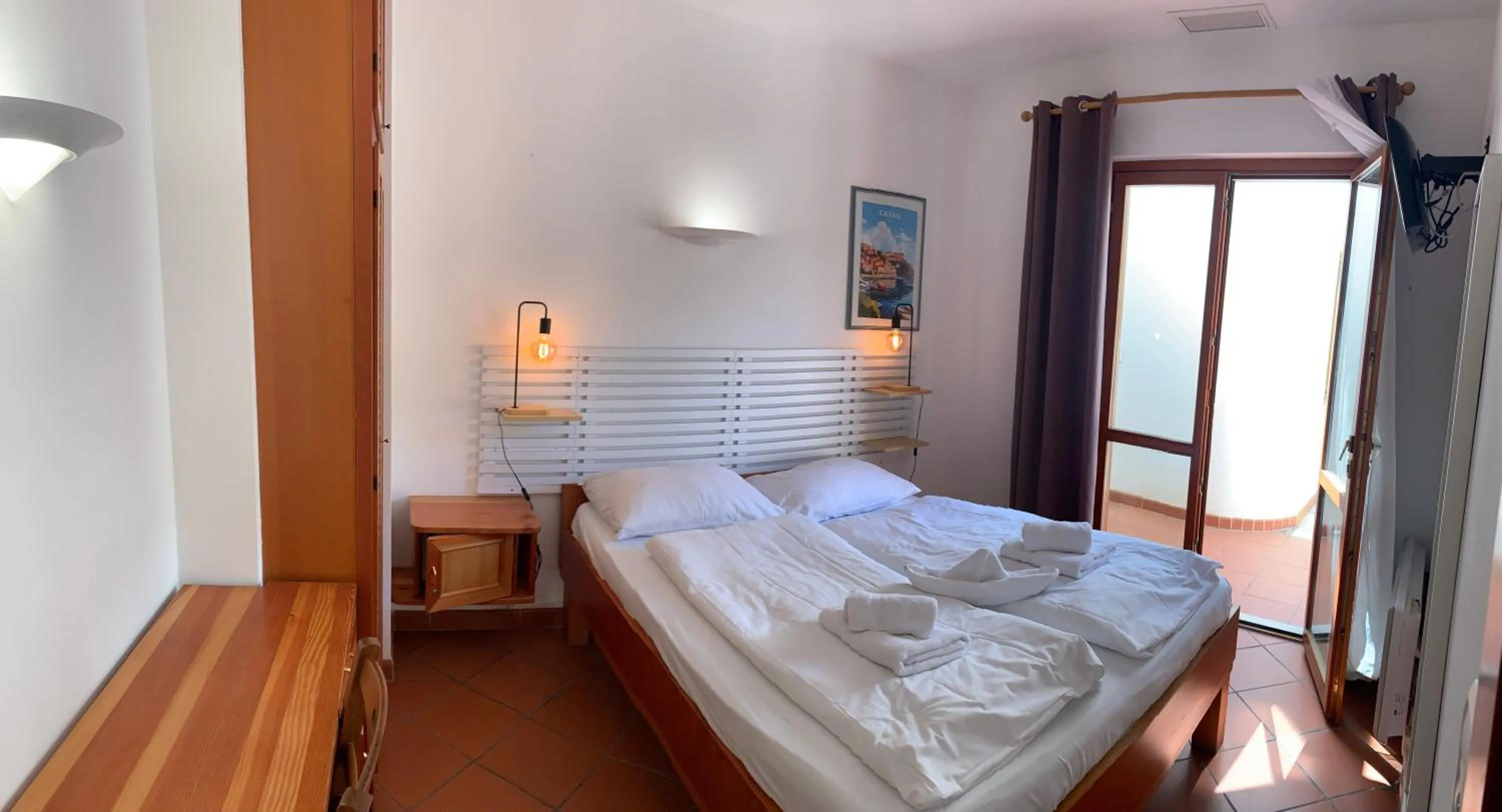 Bed in Hotel La Bastide