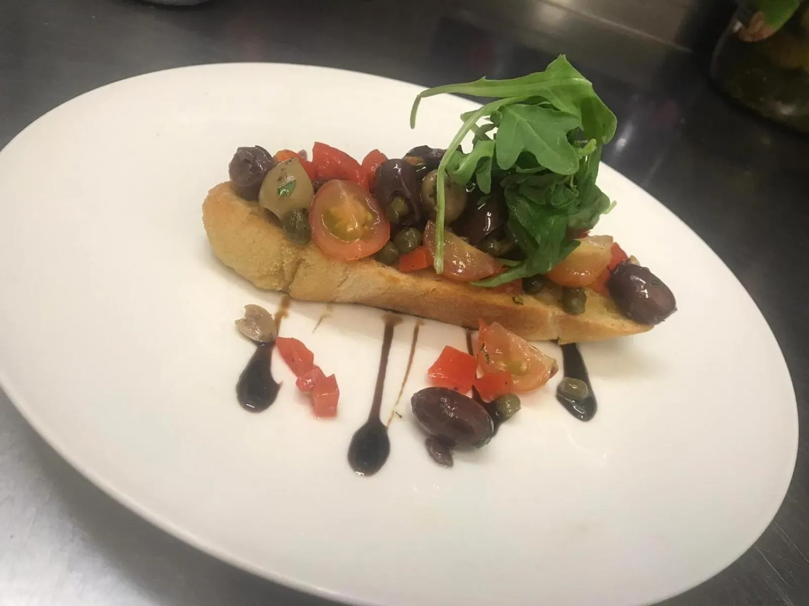 Food and drinks in The White Swan, Yeadon