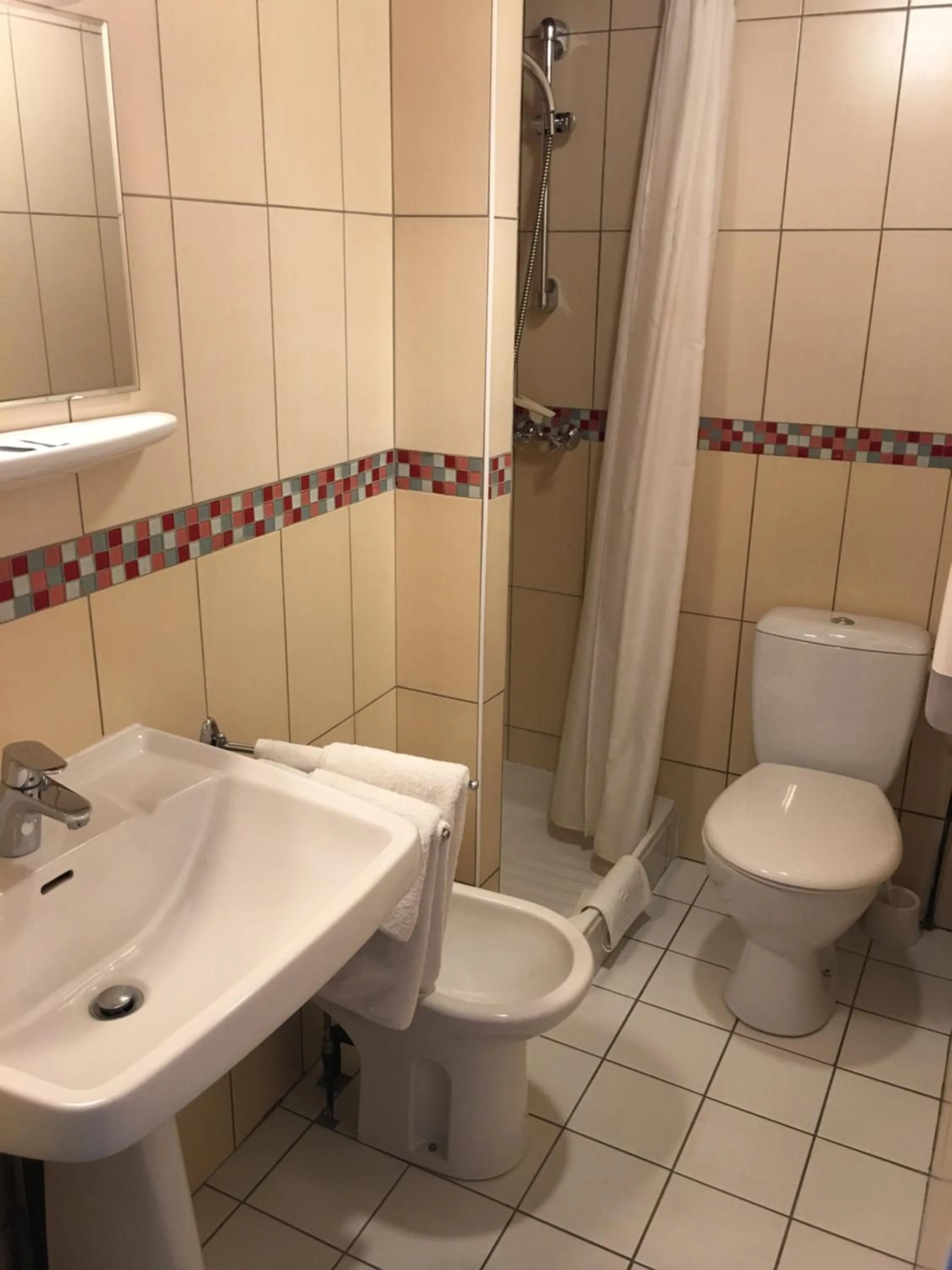 Bathroom in Hôtel Océan