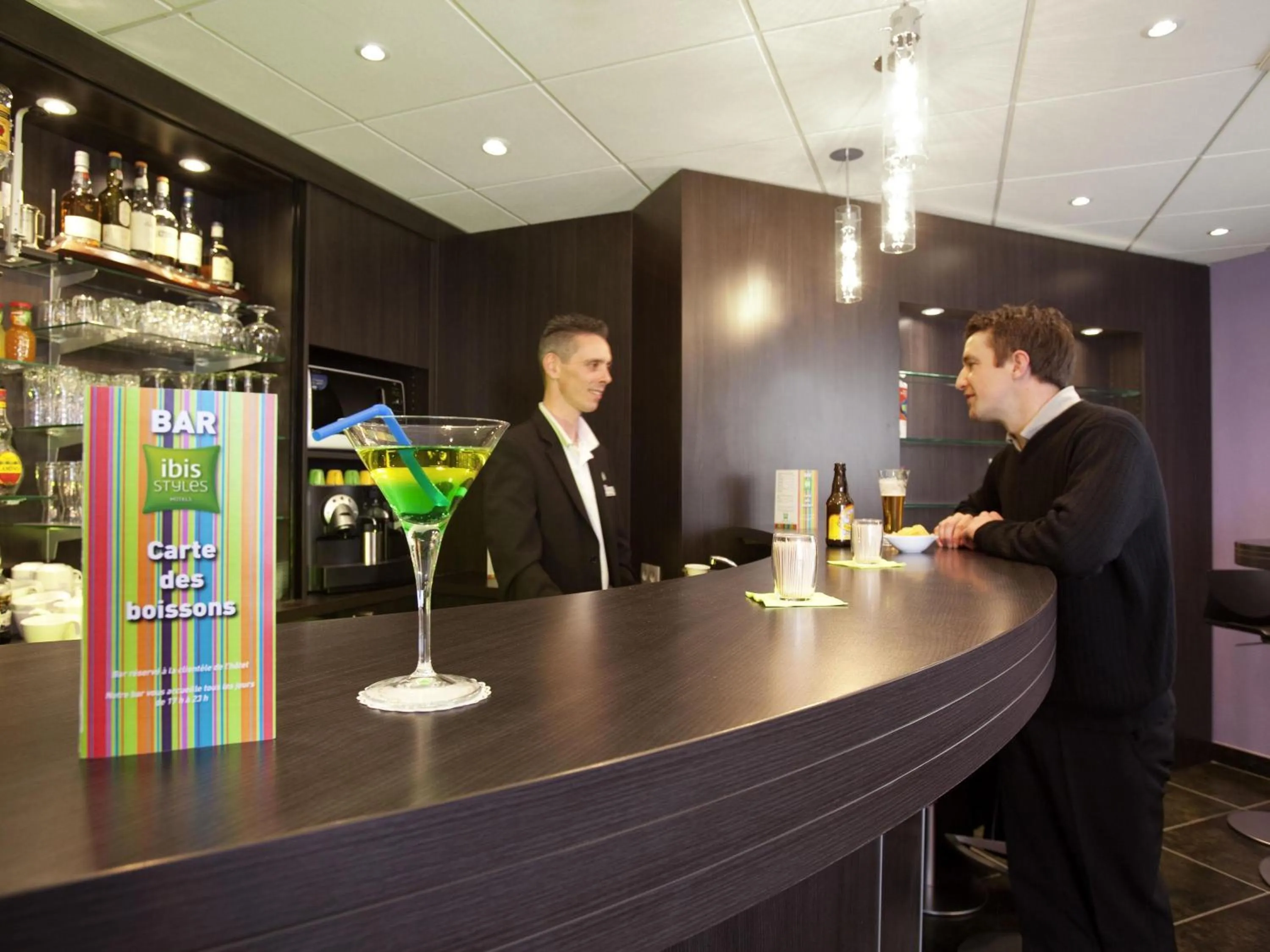 Lounge or bar in ibis Styles Rennes Centre Gare Nord