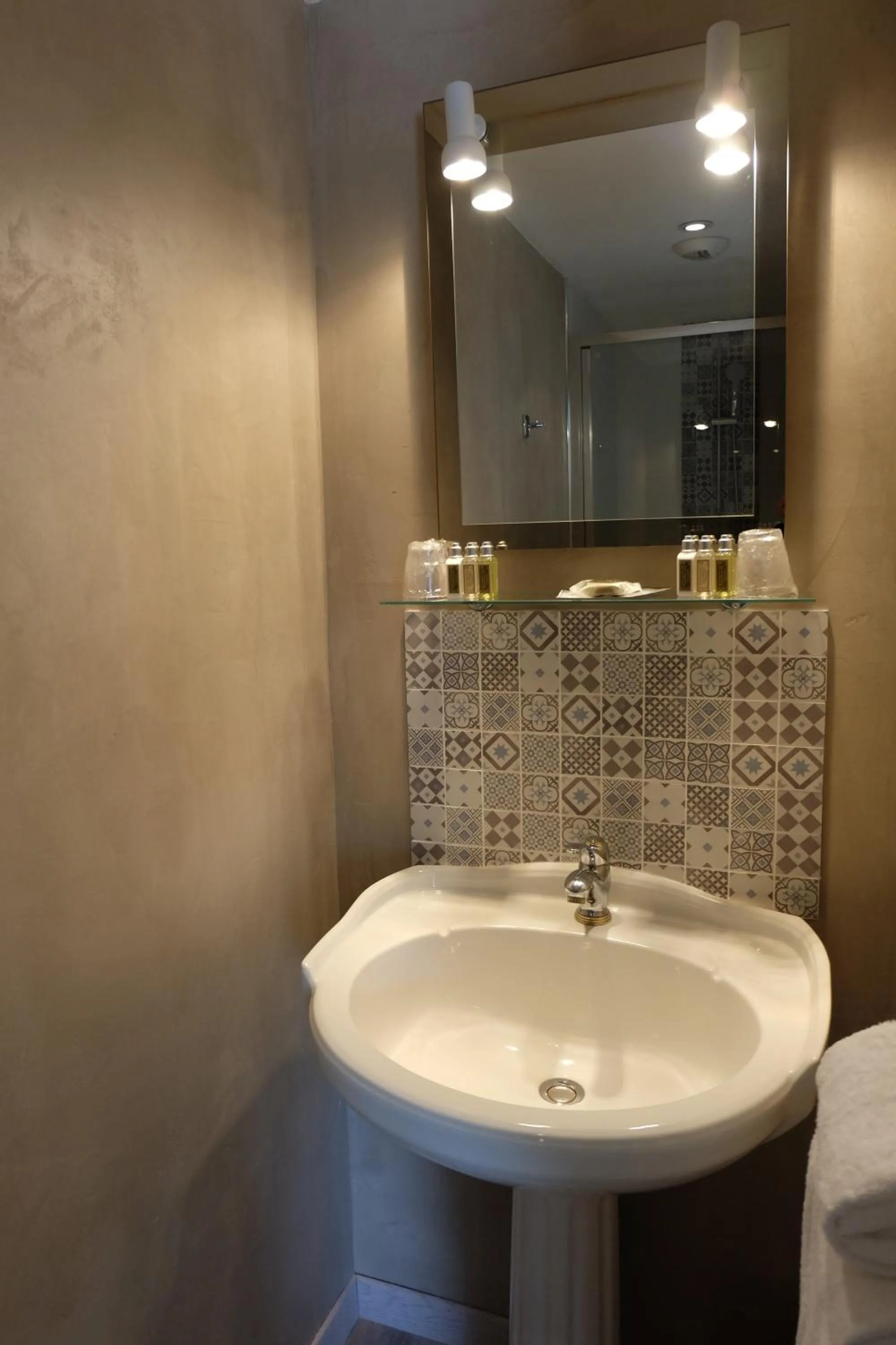 Bathroom in Chateau D'aubry