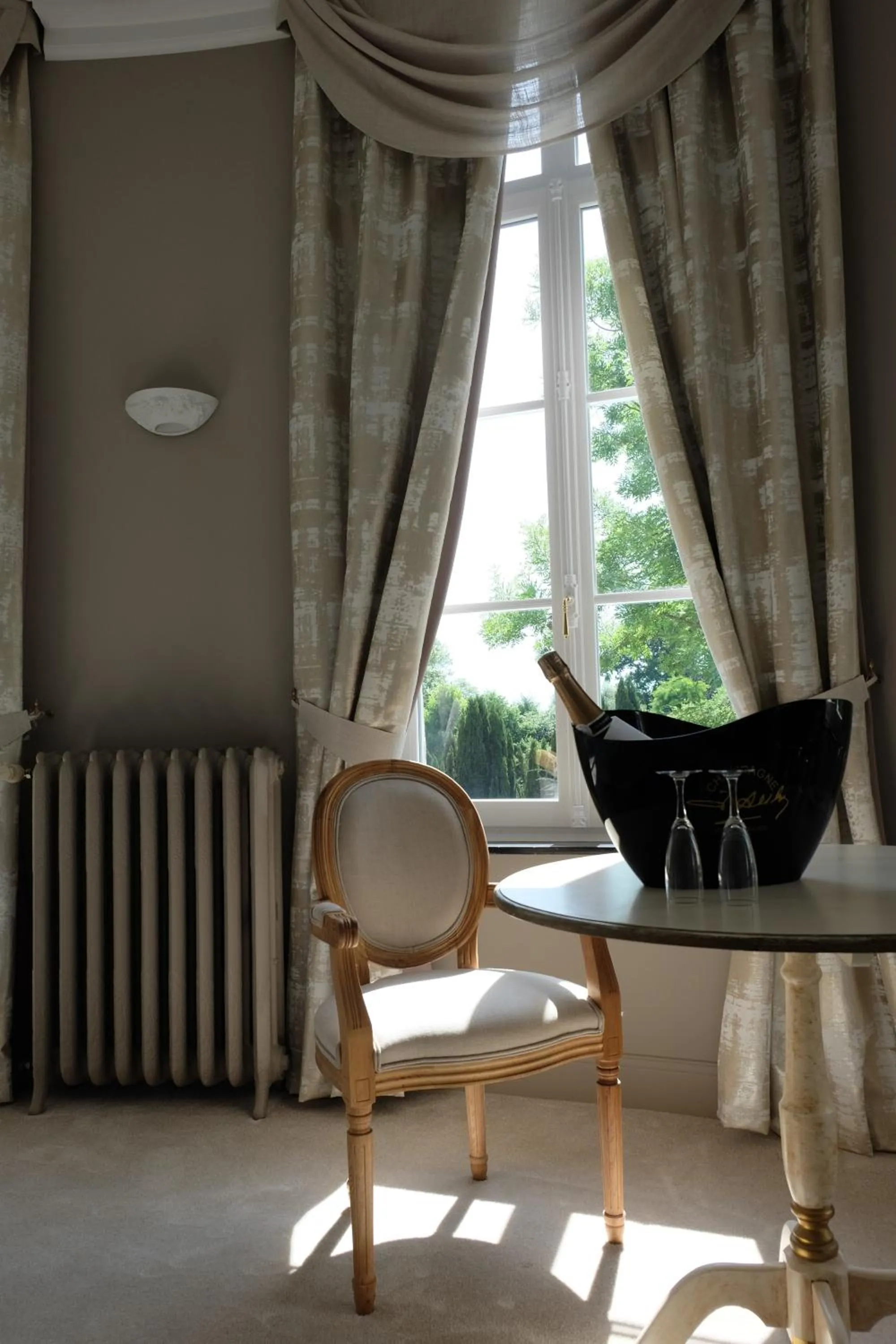 Seating area in Chateau D'aubry