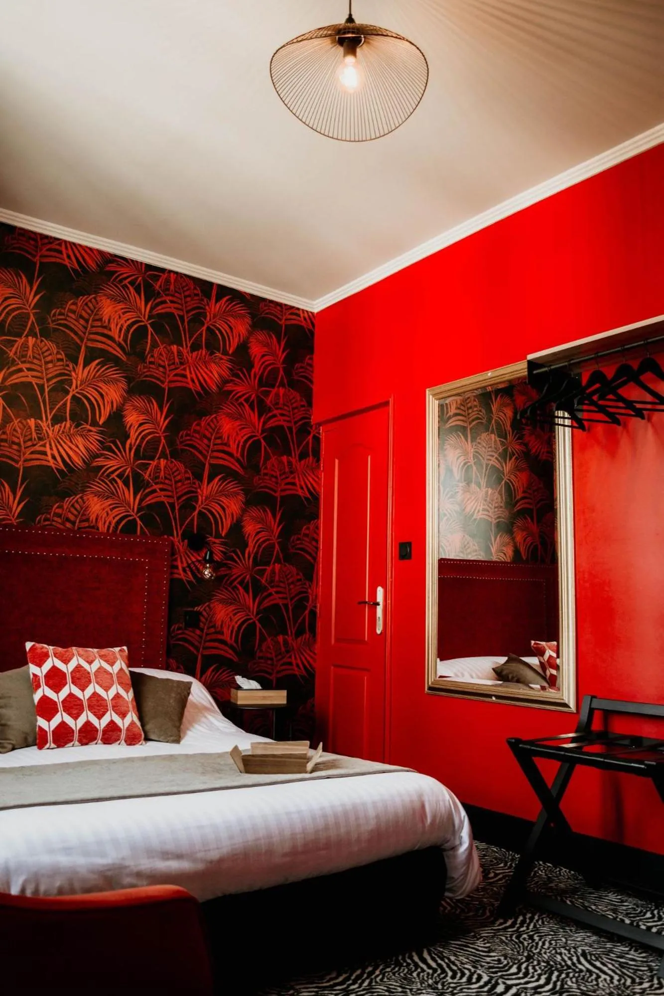 Bed in La villa 10 HÔTEL SPA