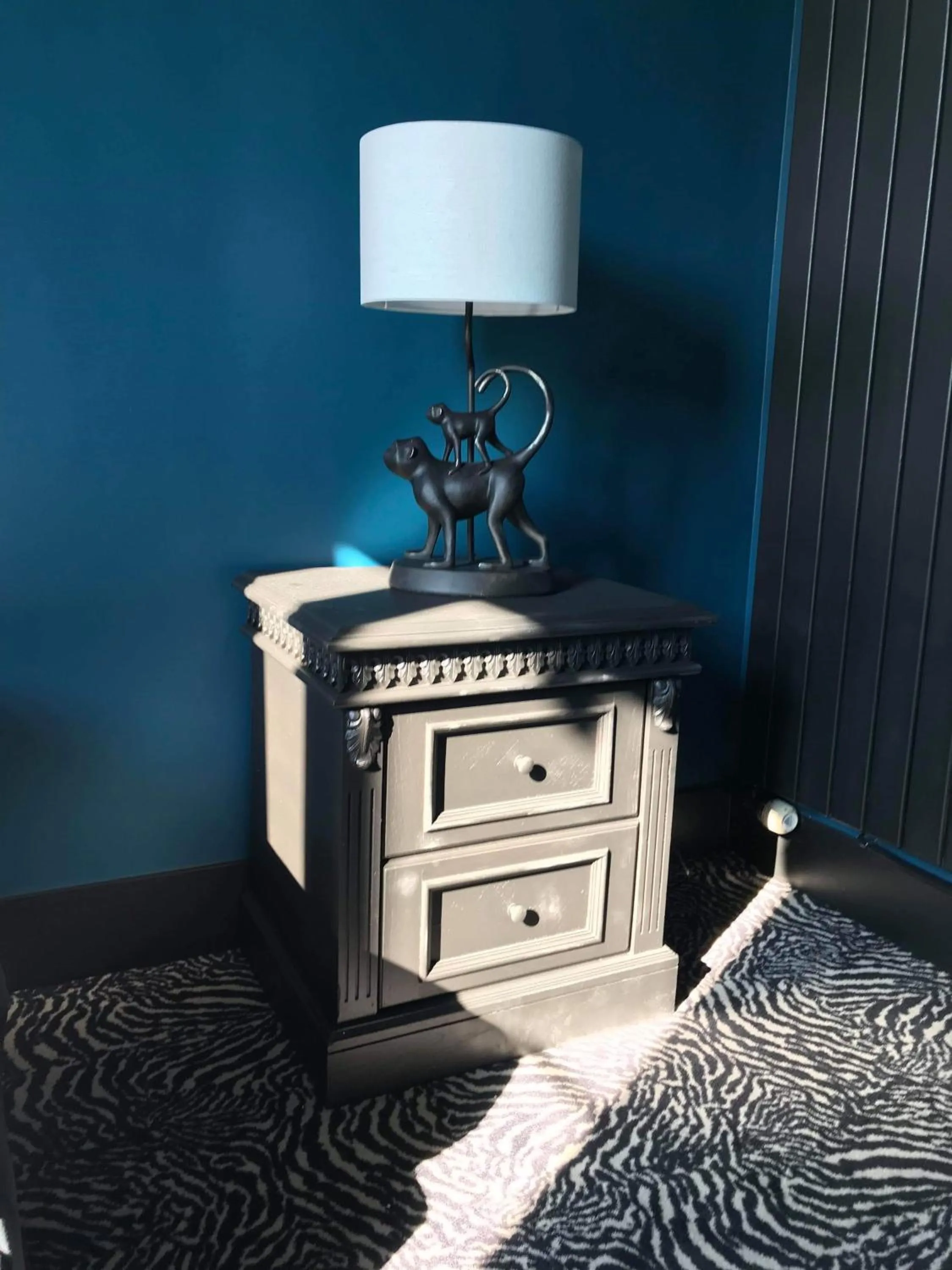 Decorative detail, Bed in La villa 10 HÔTEL SPA