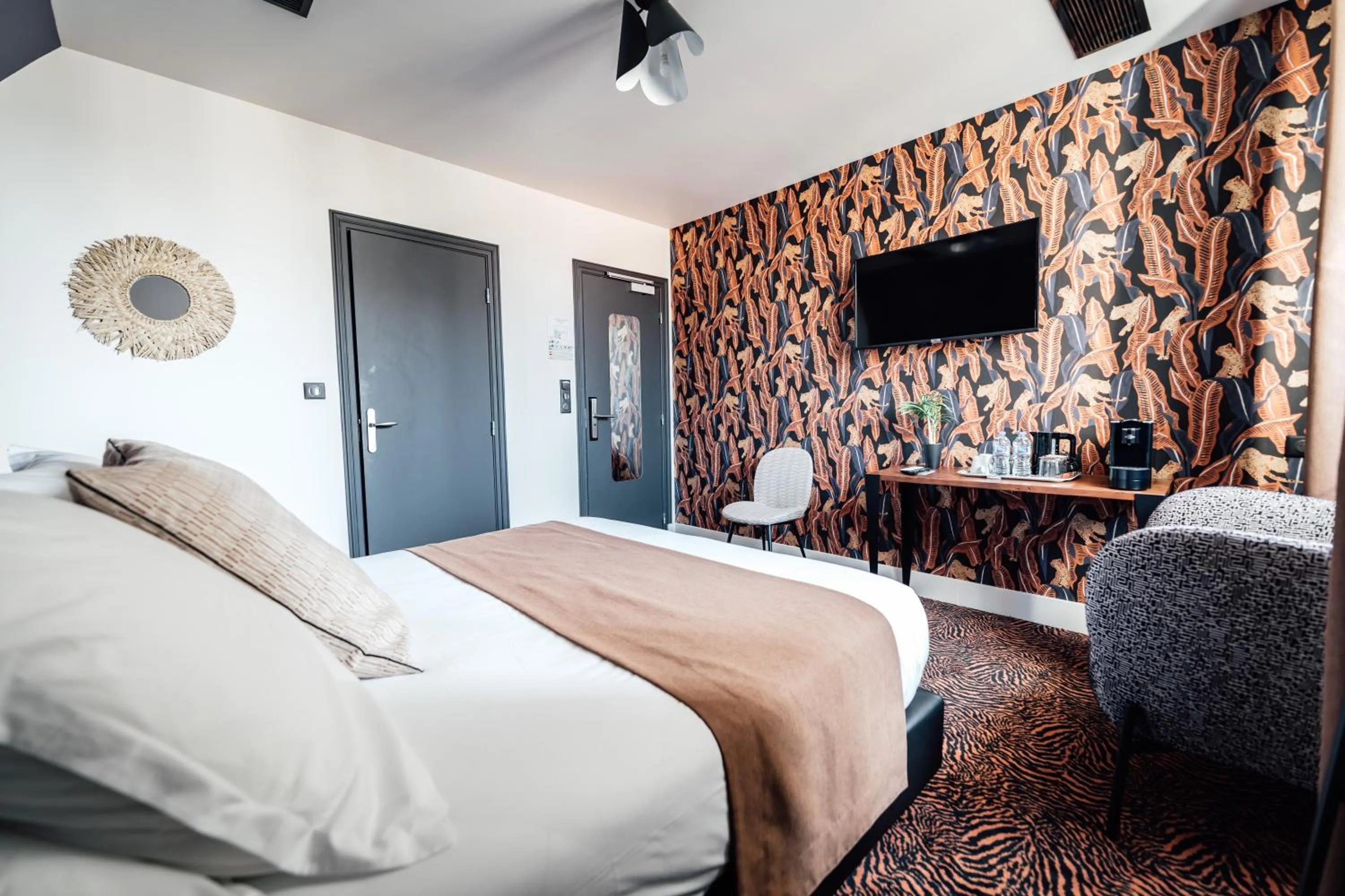 Bed in La villa 10 HÔTEL SPA