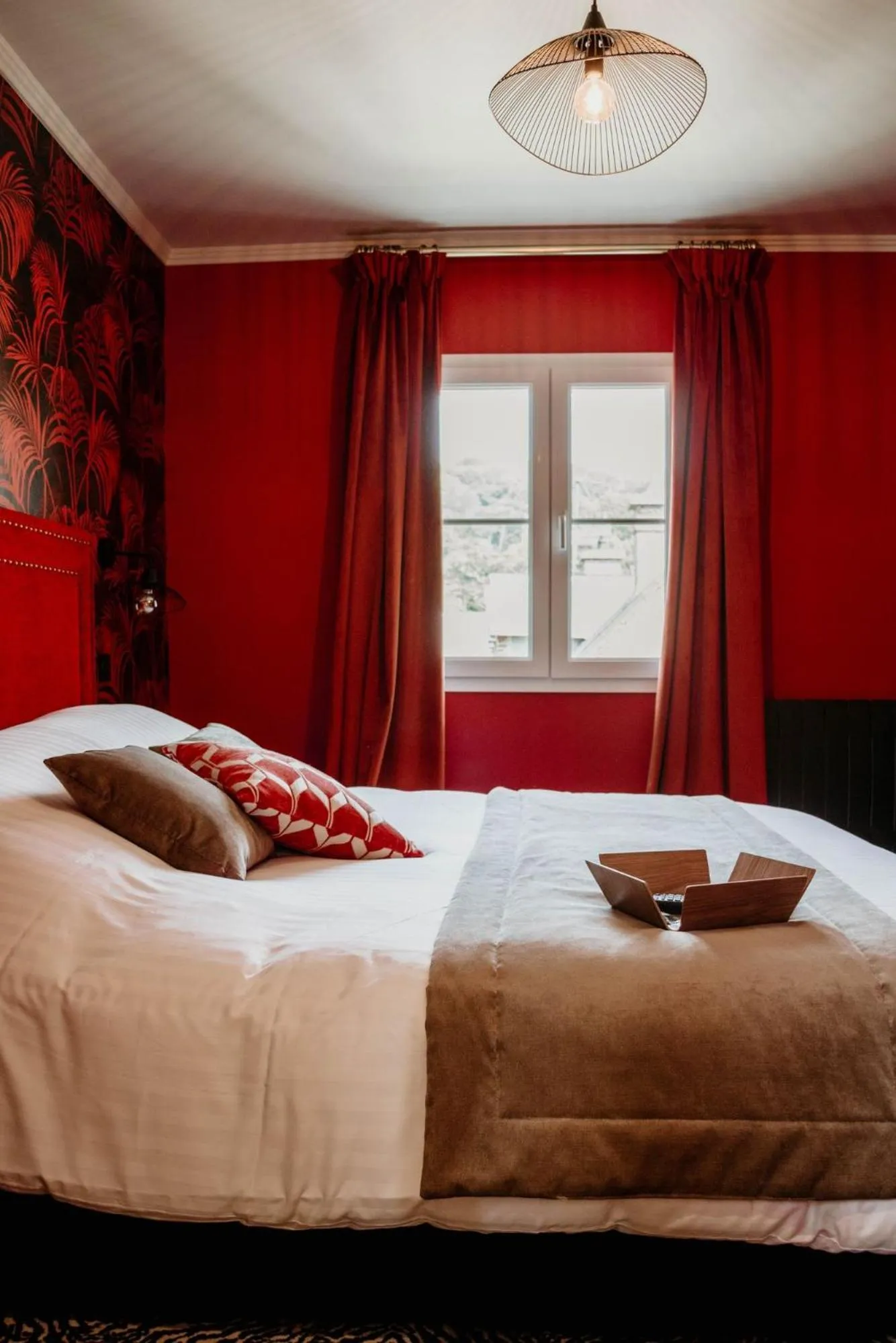 Bed in La villa 10 HÔTEL SPA