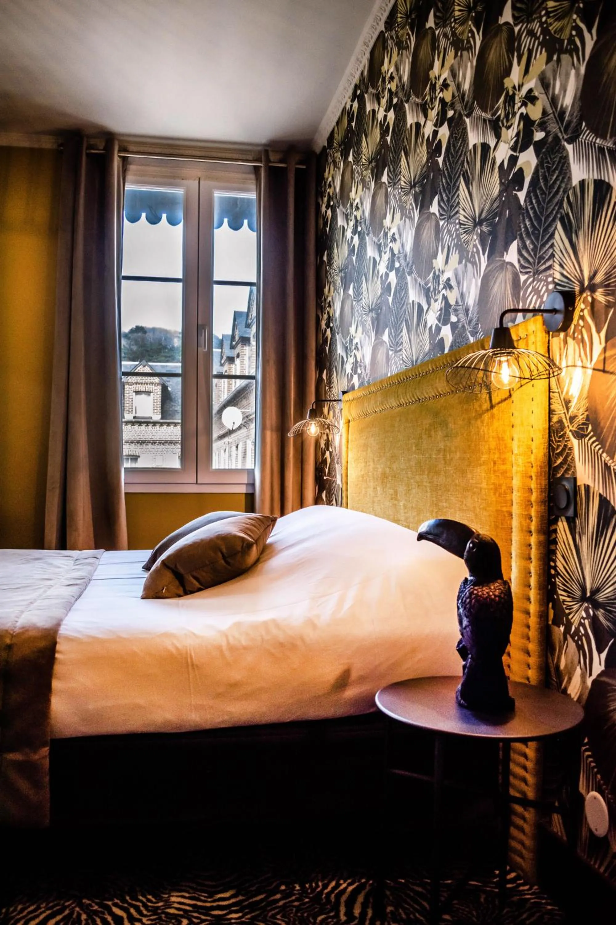 Bed in La villa 10 HÔTEL SPA