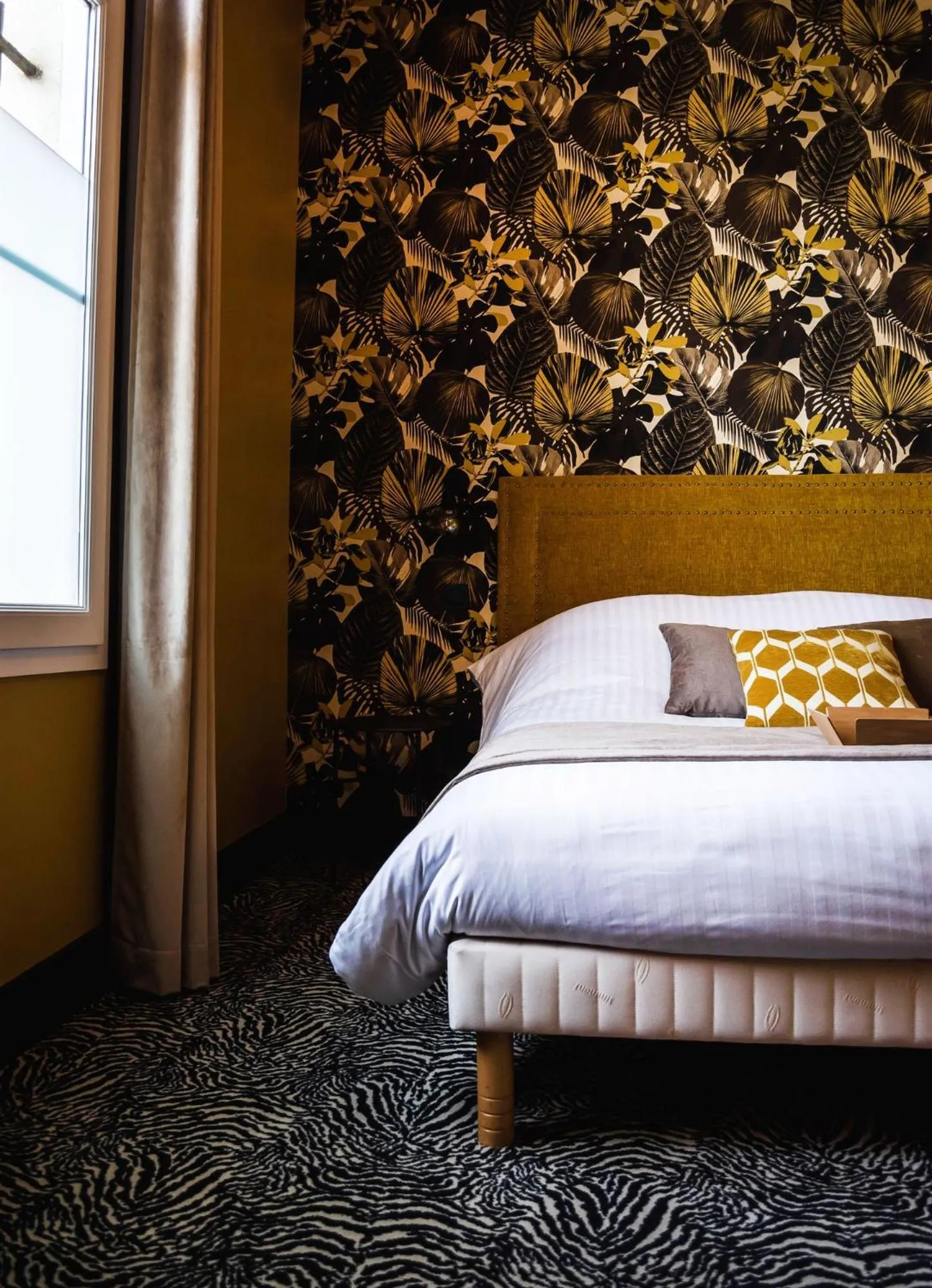 Bed in La villa 10 HÔTEL SPA