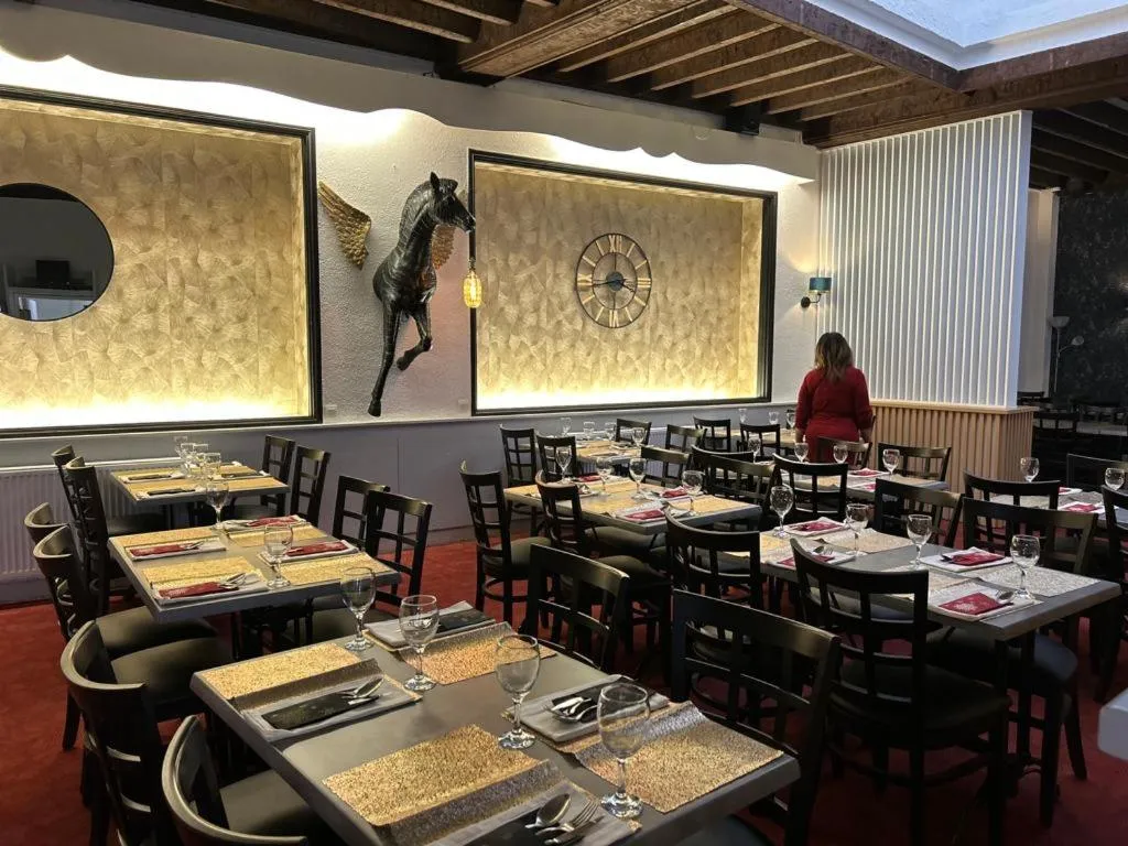 Hotel Moderne Vichy Soirée étape