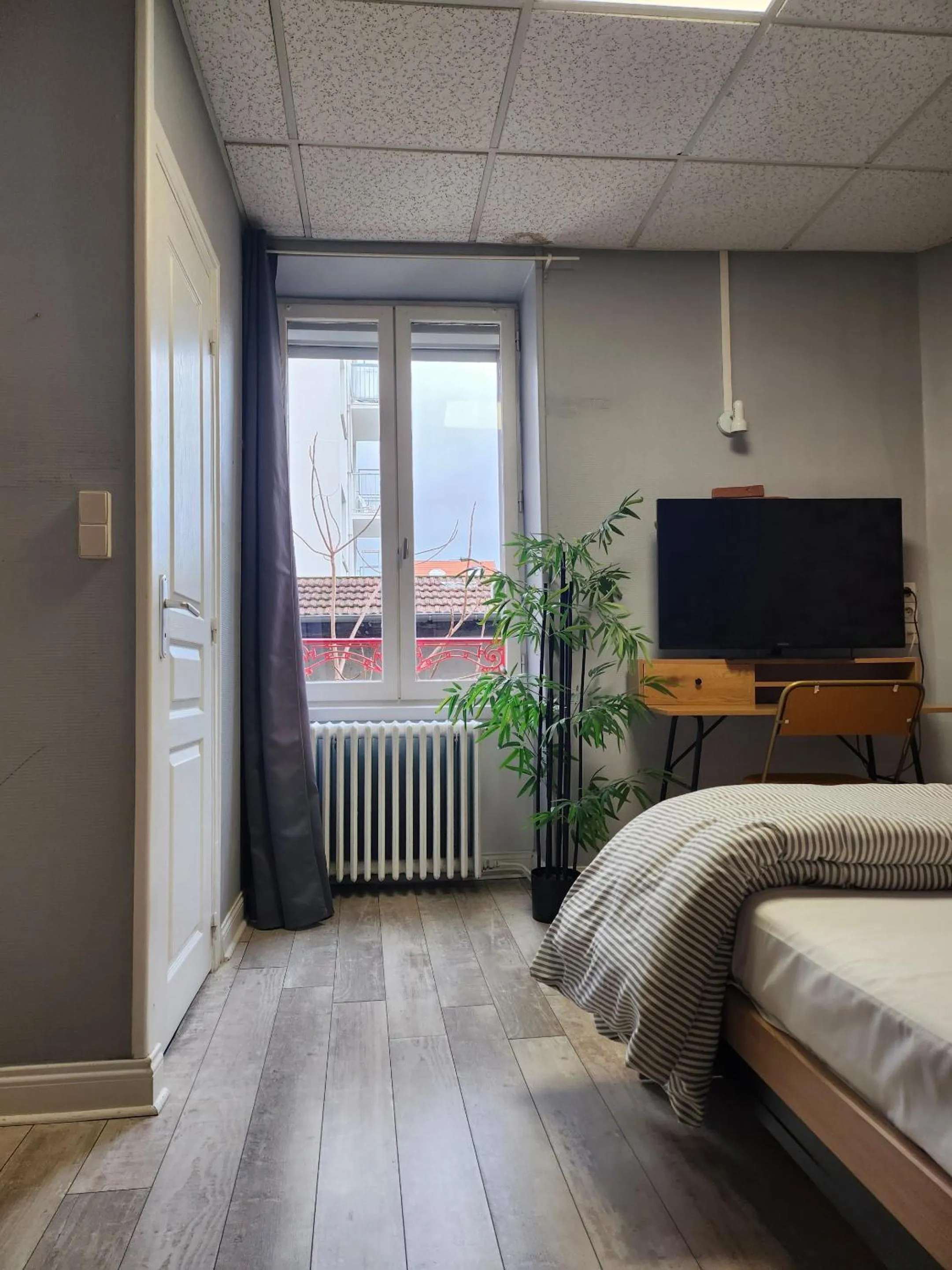 Bedroom, Bed in Ariane Hôtel