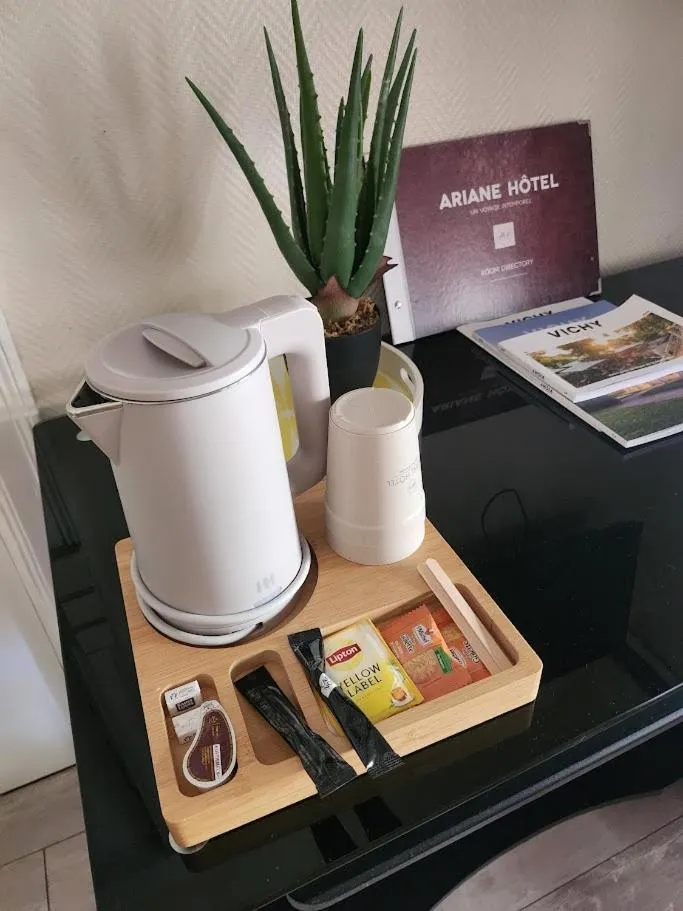 Bedroom in Ariane Hôtel