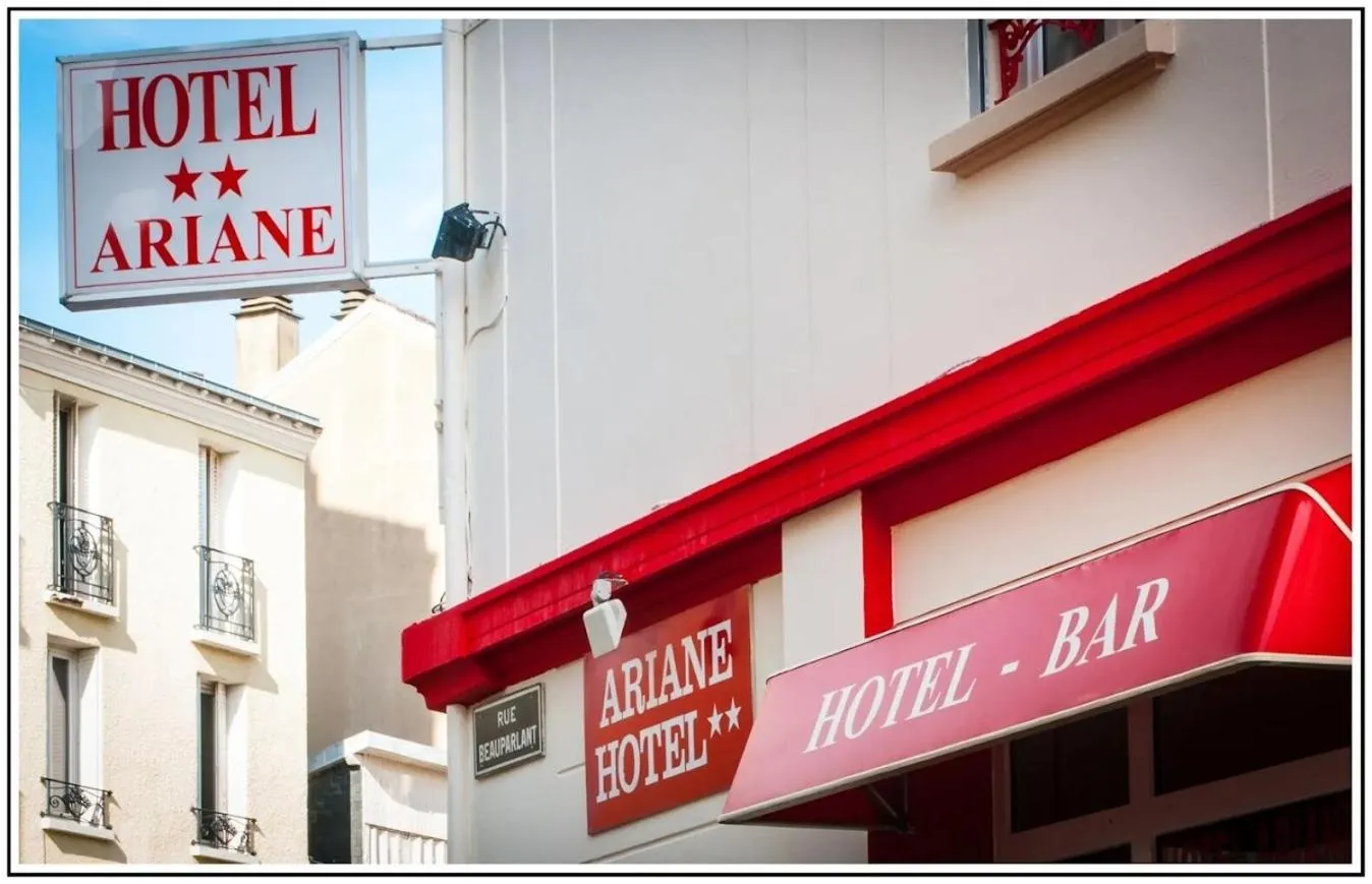 Property building in Ariane Hôtel