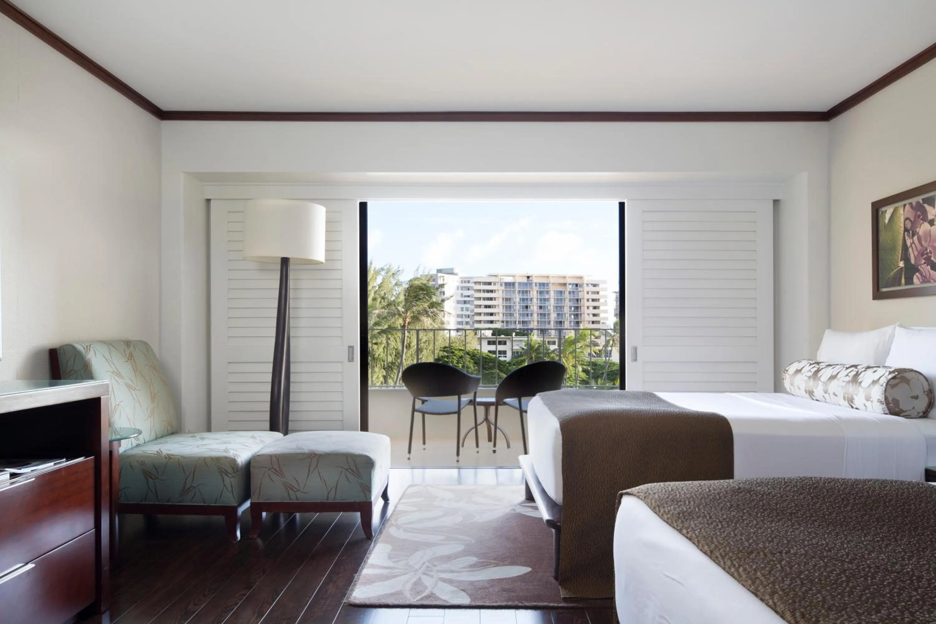 Bedroom, Bed in Lotus Honolulu at Diamond Head
