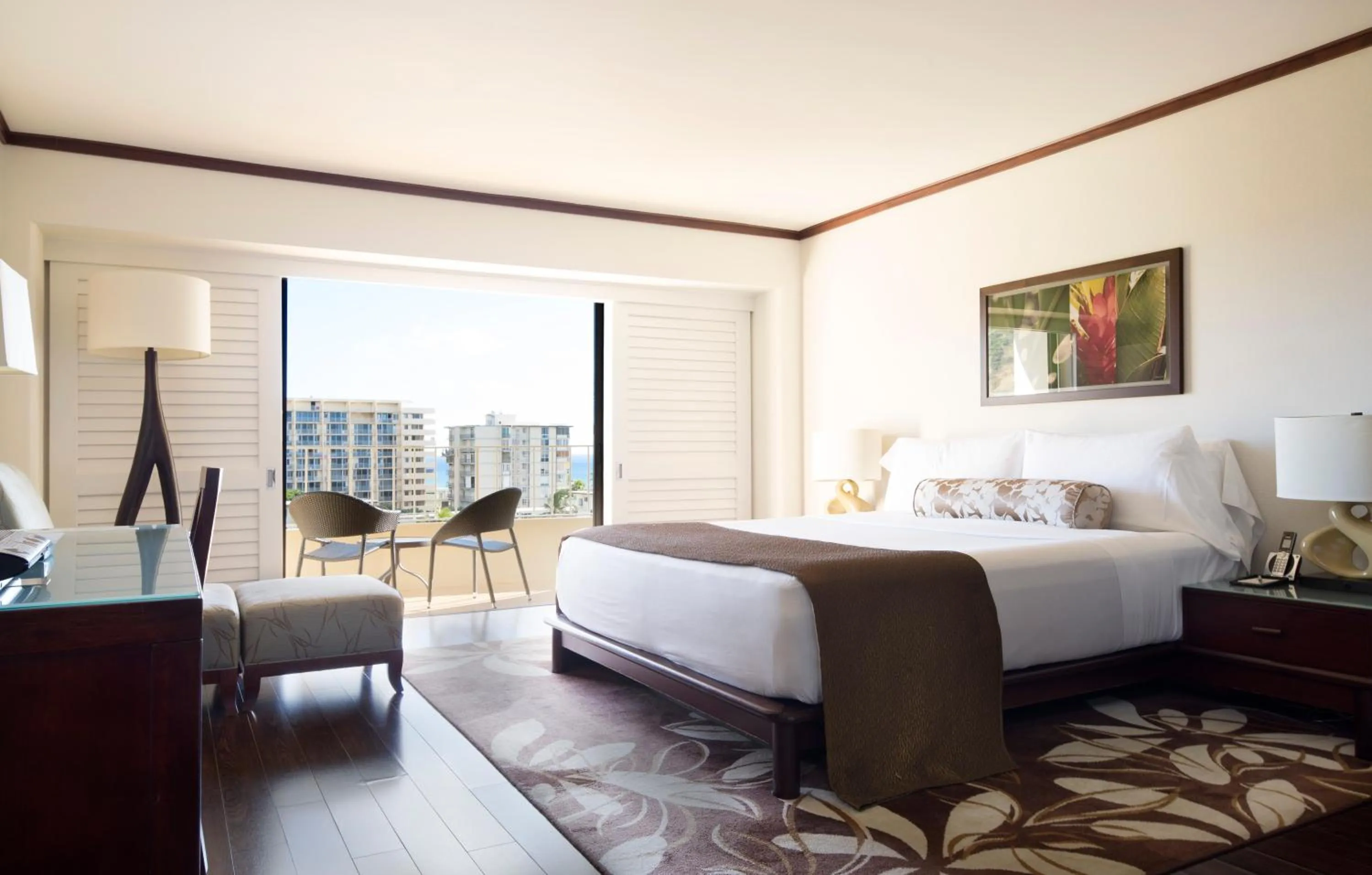 Bedroom, Bed in Lotus Honolulu at Diamond Head