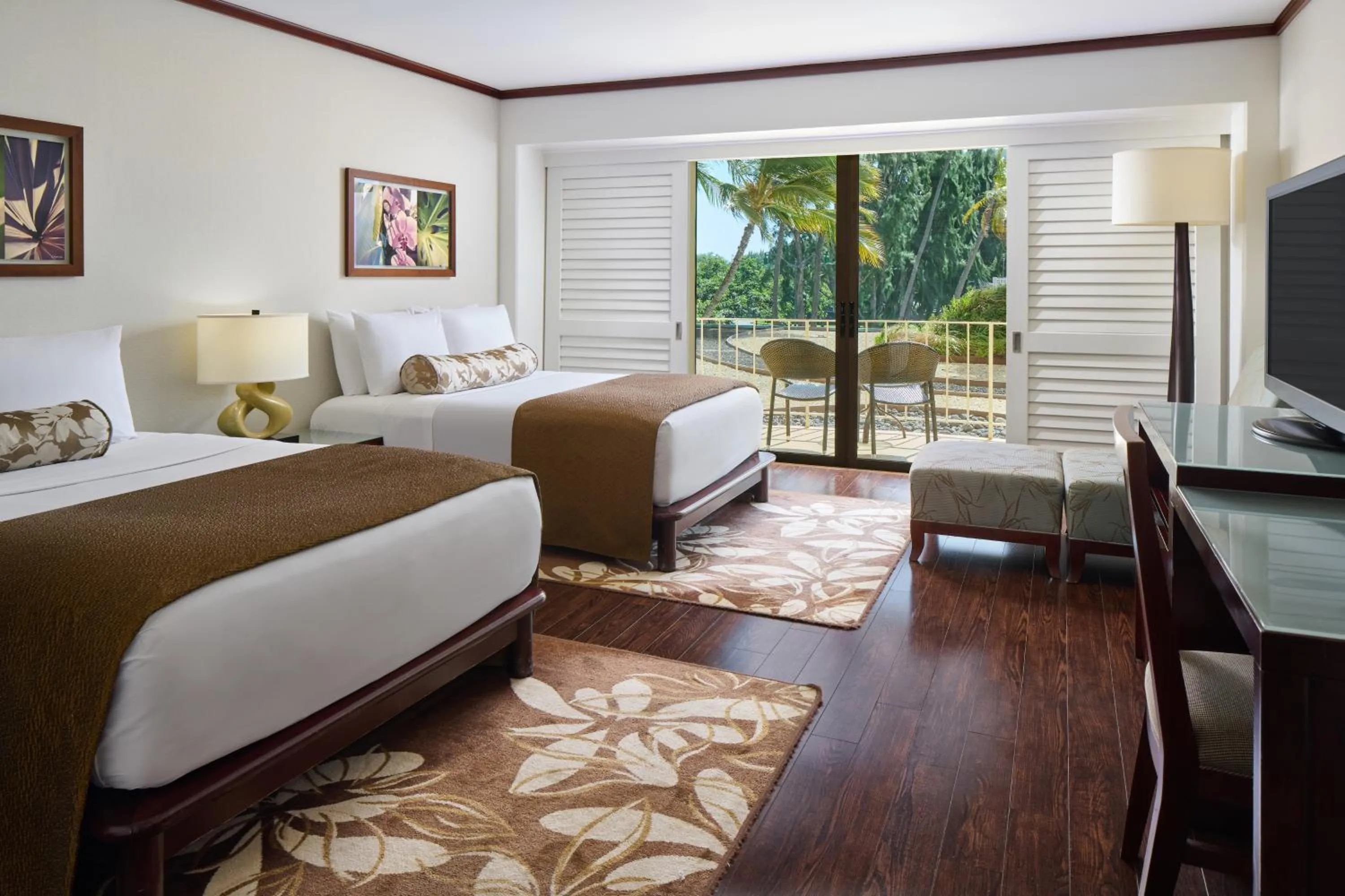 Bedroom in Lotus Honolulu at Diamond Head