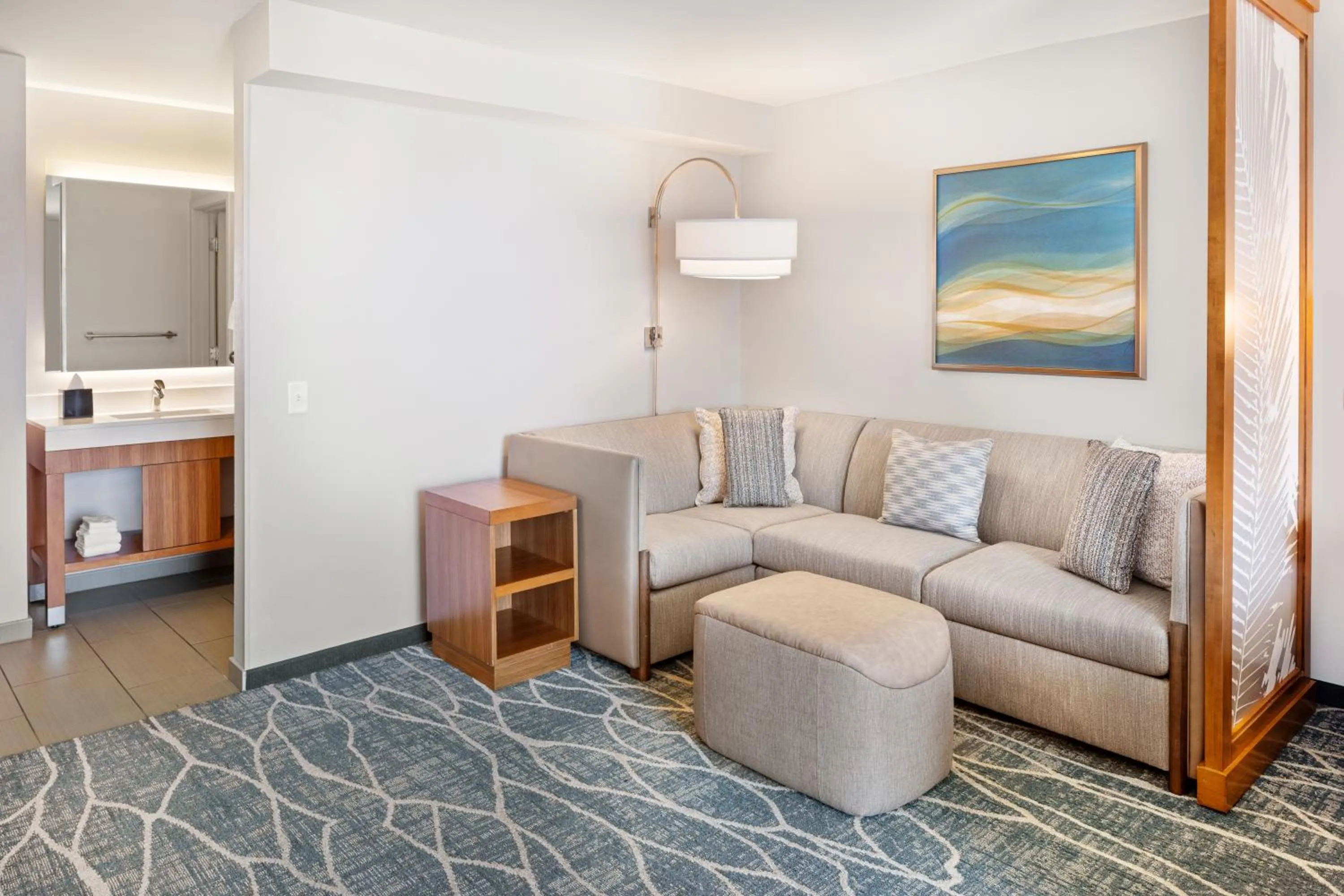 Seating area in Hyatt Place Waikiki Beach