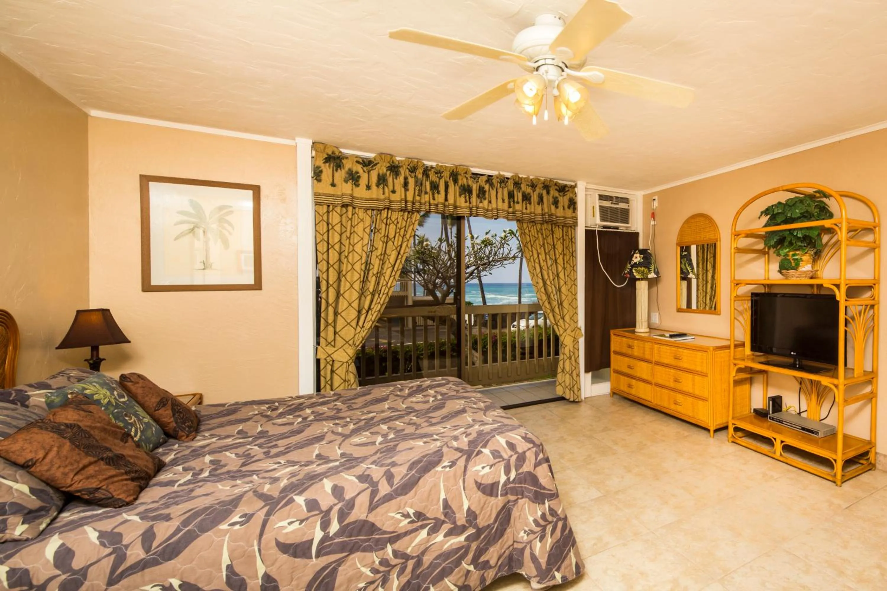 Bedroom, Bed in Castle Kona Bali Kai