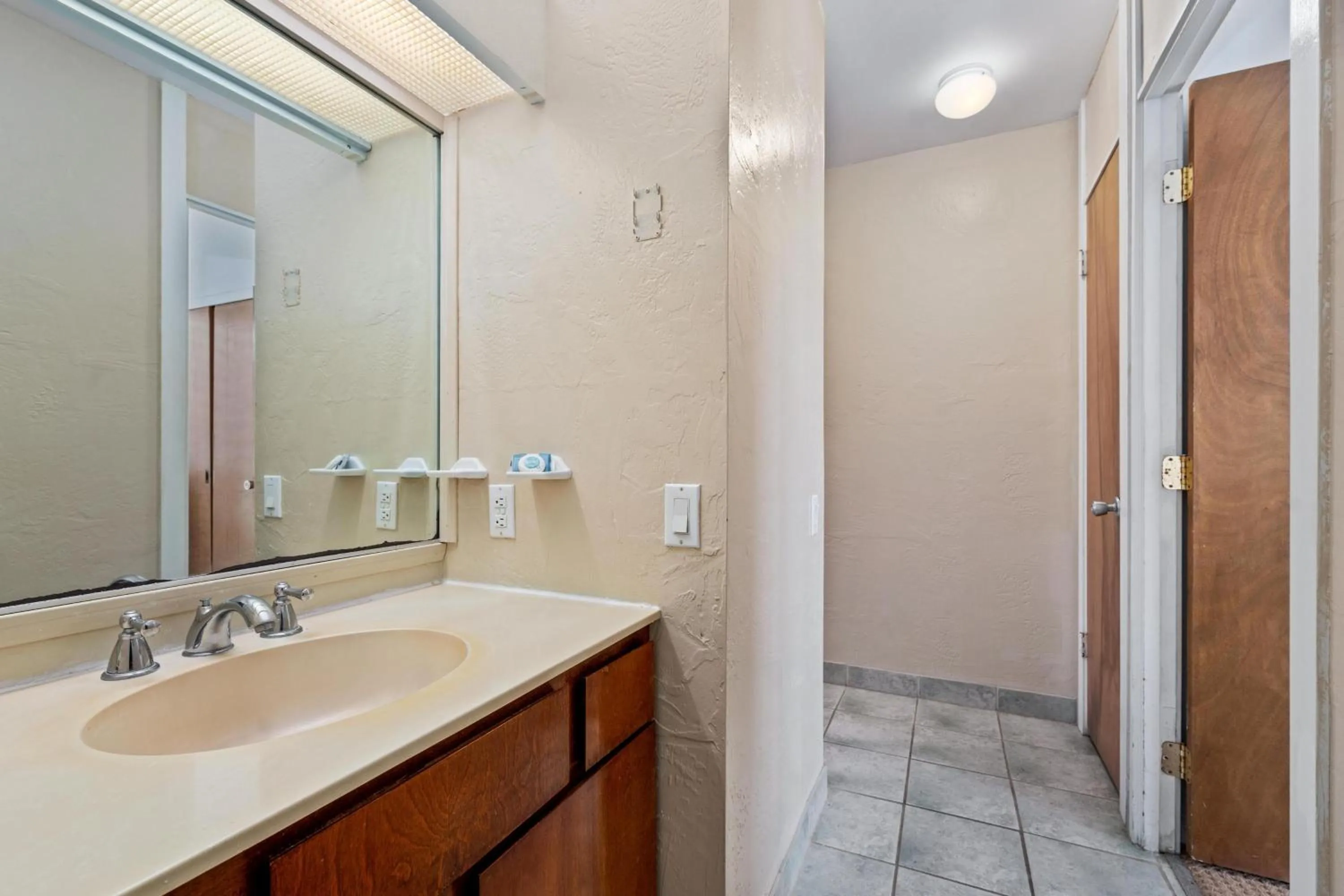 Property building in Castle Kona Bali Kai