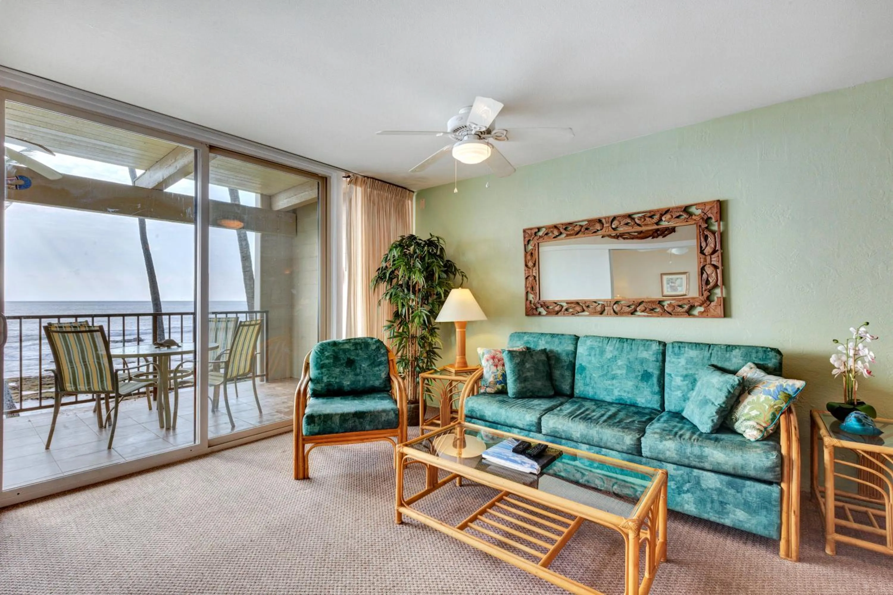 Living room in Castle Kona Bali Kai