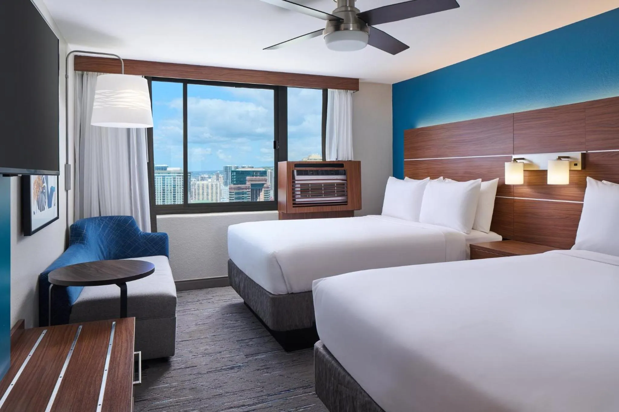 Photo of the whole room, Bed in Holiday Inn Express Waikiki by IHG