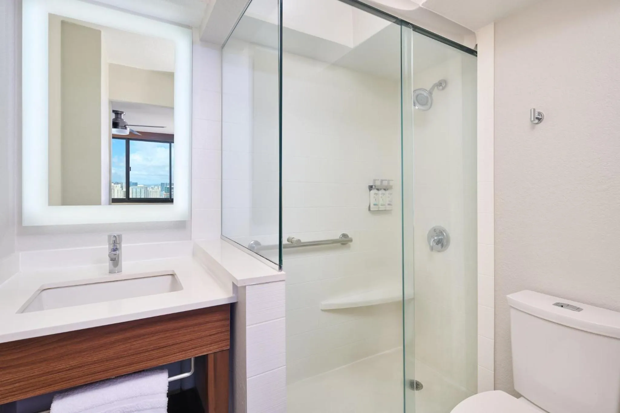 Bathroom in Holiday Inn Express Waikiki by IHG