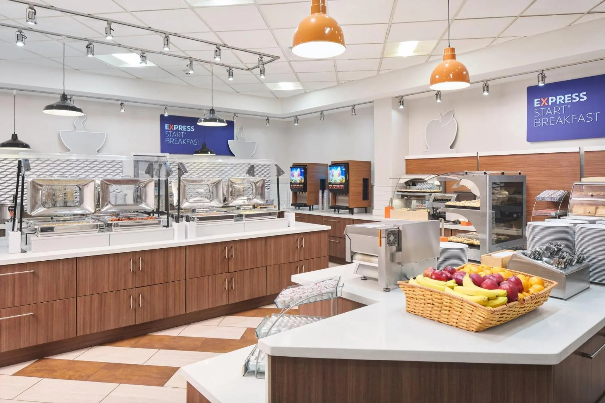 Restaurant/places to eat in Holiday Inn Express Waikiki by IHG