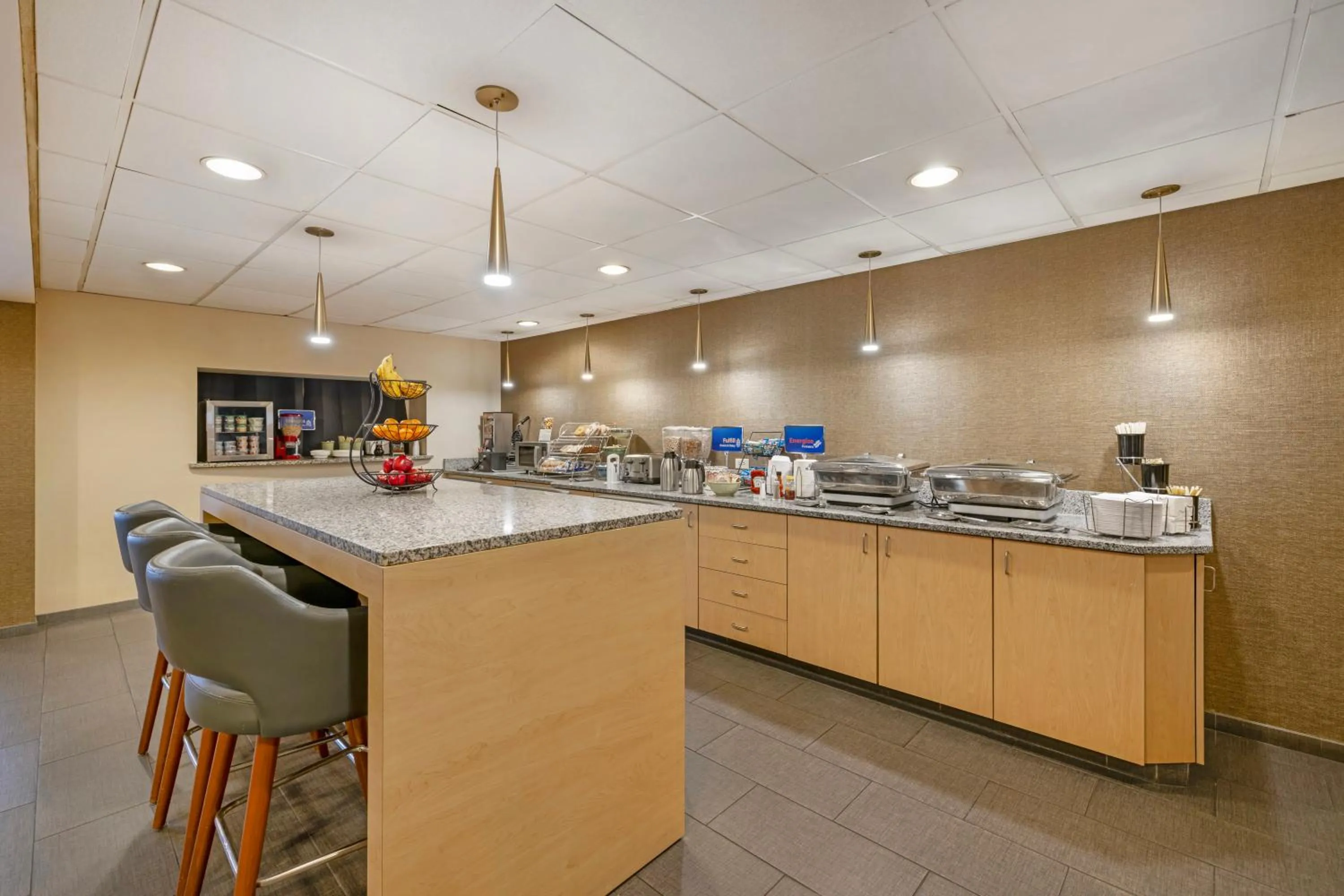 Breakfast in Best Western On The Avenue